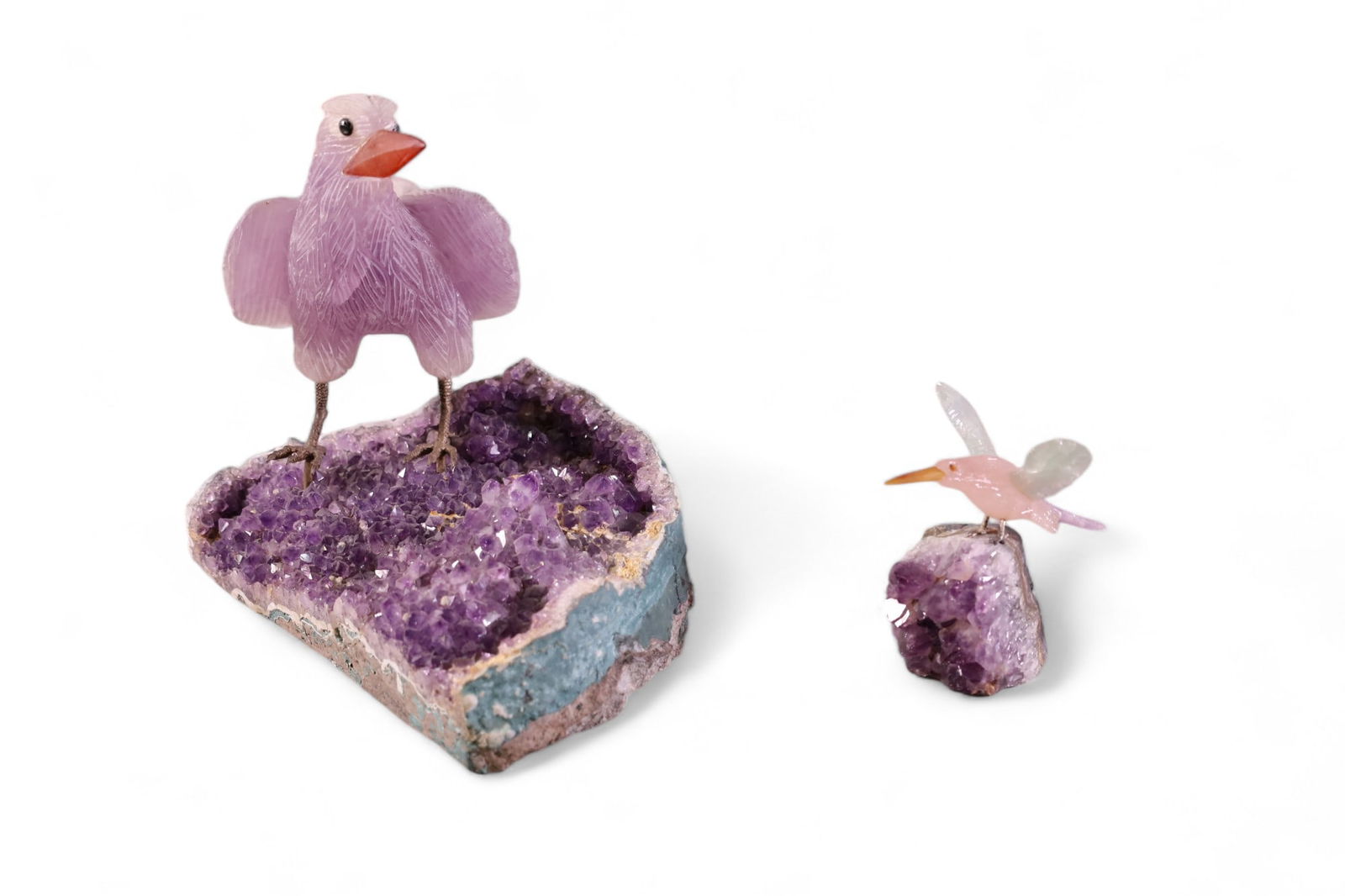 2 STONE CARVED BIRDS (1 of 3)