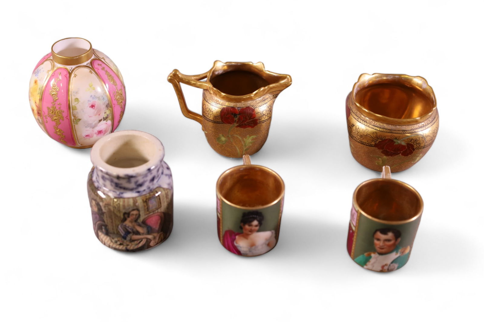 6 PIECES OF PORCELAIN (1 of 4)