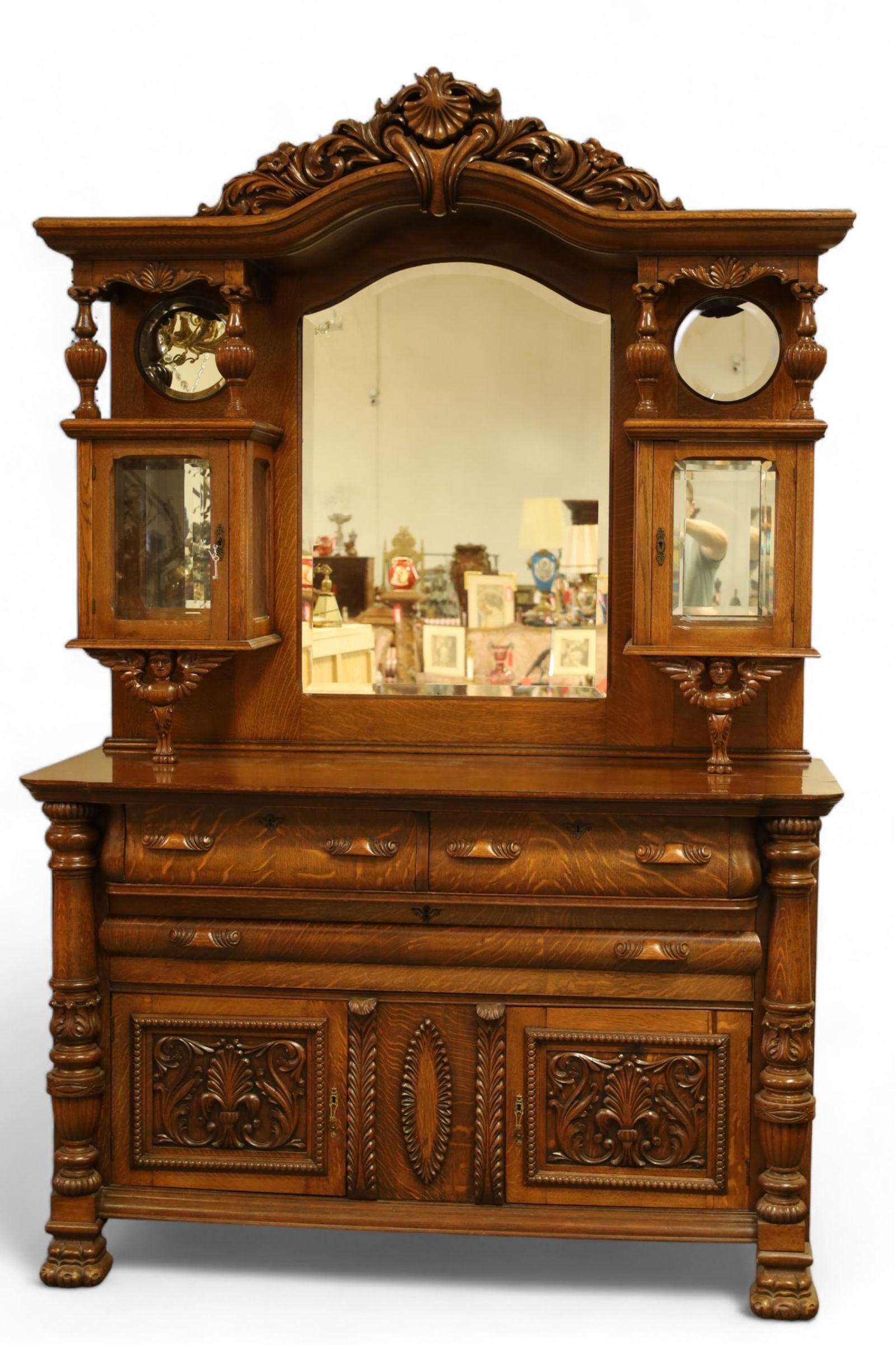 FANCY 1900'S AM. OAK SIDEBOARD (1 of 5)