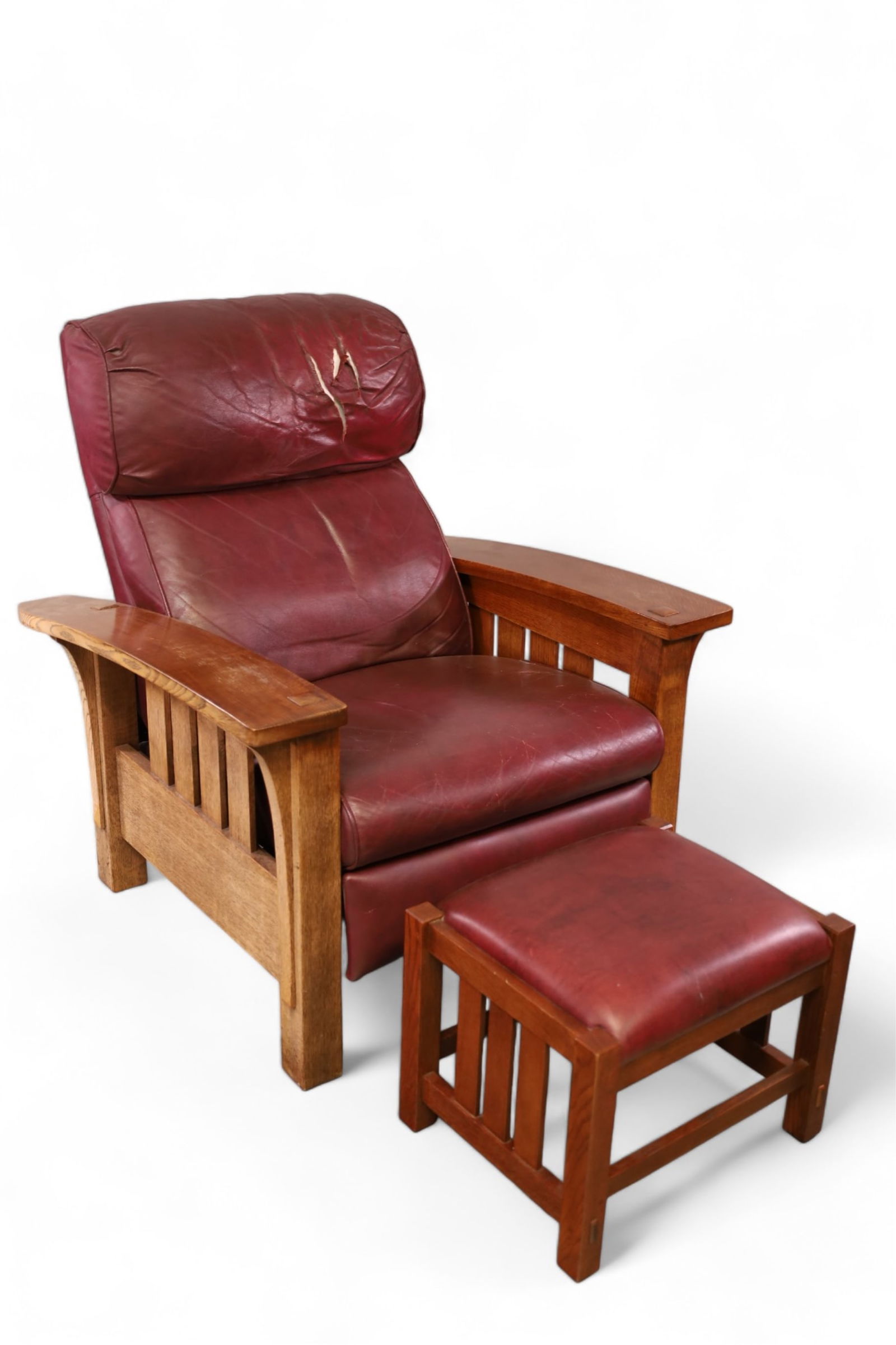 CONTEMPORARY STICKLEY MORRIS CHAIR & OTTOMAN (1 of 6)
