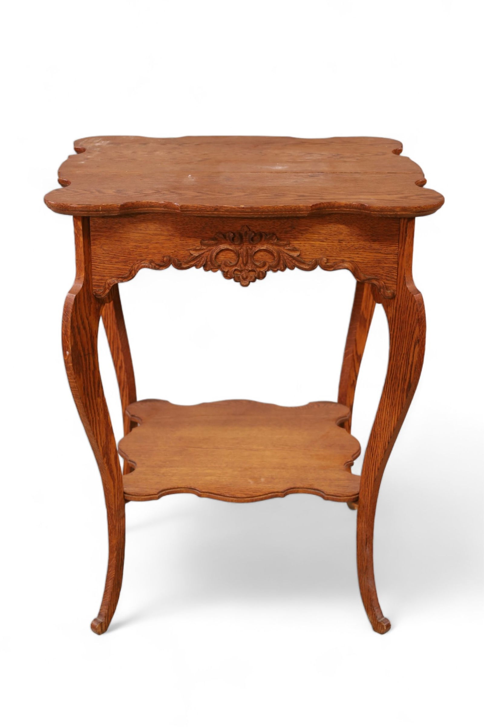 1900'S AMERICAN OAK LAMP TABLE (1 of 2)