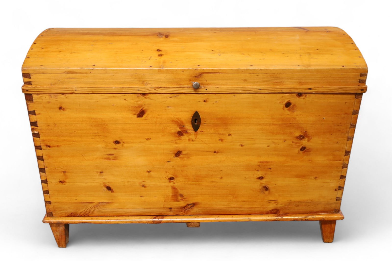 LARGE DOME TOP PRIMITIVE BLANKET CHEST (1 of 3)