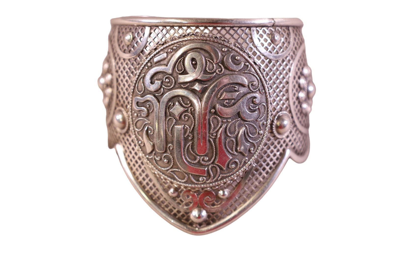 ASIAN SILVER BRACELET (1 of 2)