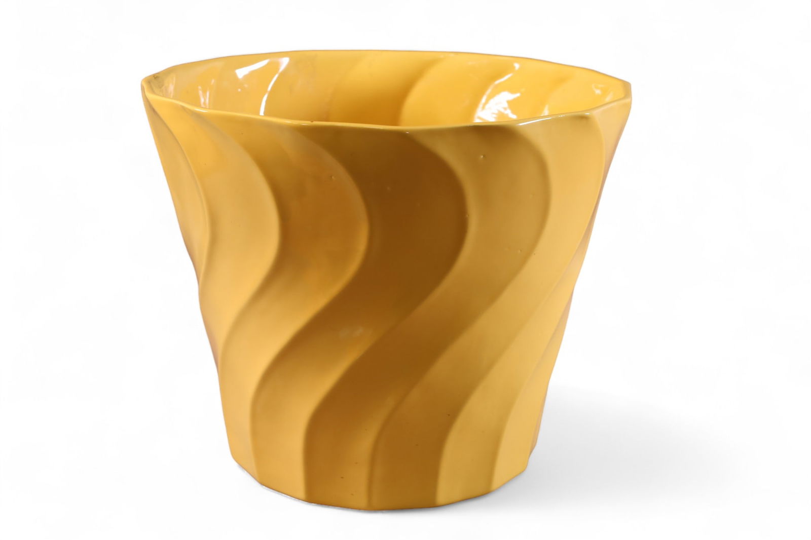 CONTEMPORARY BAUER POTTERY PLANTER: LARGE CONTEMPORARY BAUER POTTERY PLANTER, YELLOW GLAZED FINISH. 16" DIAM x 13" H.