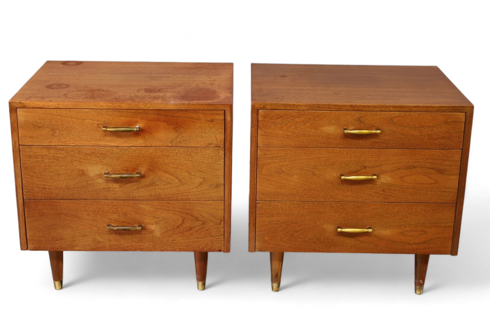 PAIR OF MID CENTURY MODERN NIGHTSTANDS (1 of 3)