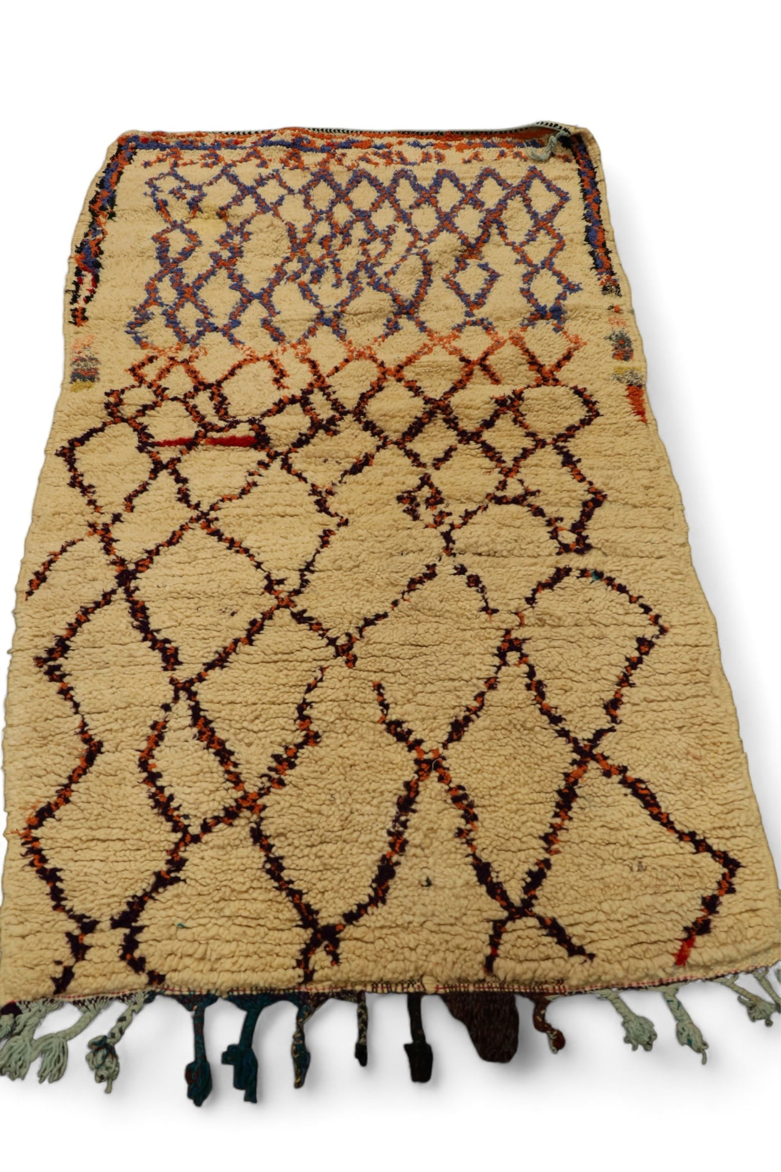 APPROX 5' 7" x 3' 4" HANDMADE WOOL RUG (1 of 4)