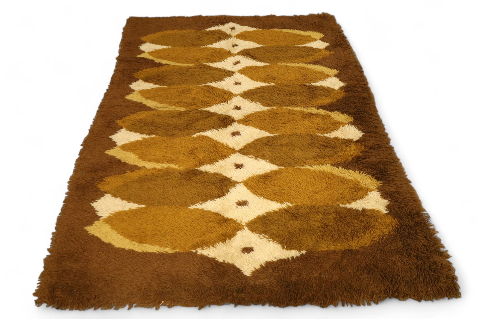 APPROX 6' 3" x 4' 3" MID CENTURY WOOL RUG (1 of 4)