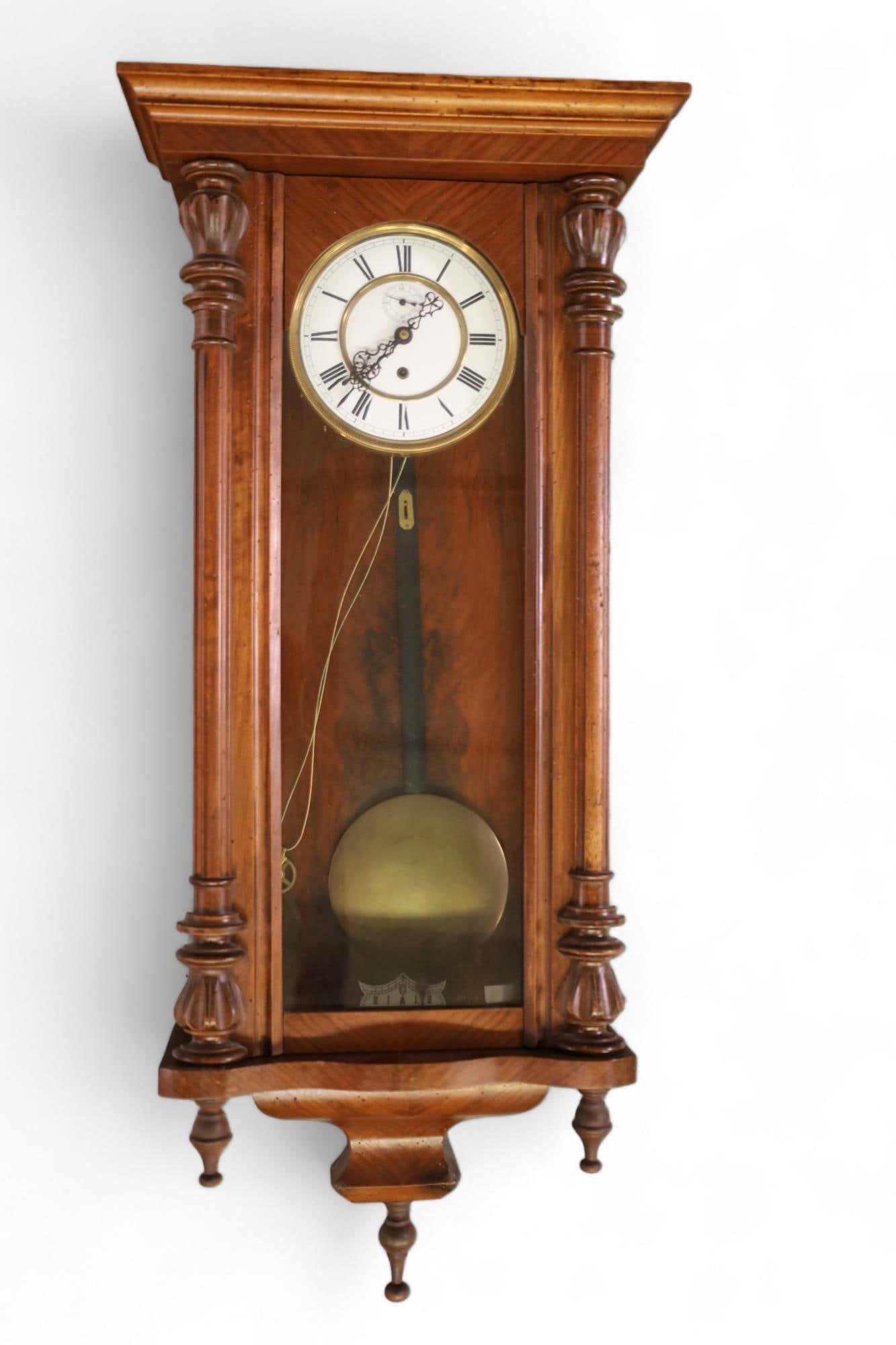 SINGLE WEIGHT WALL CLOCK (1 of 4)