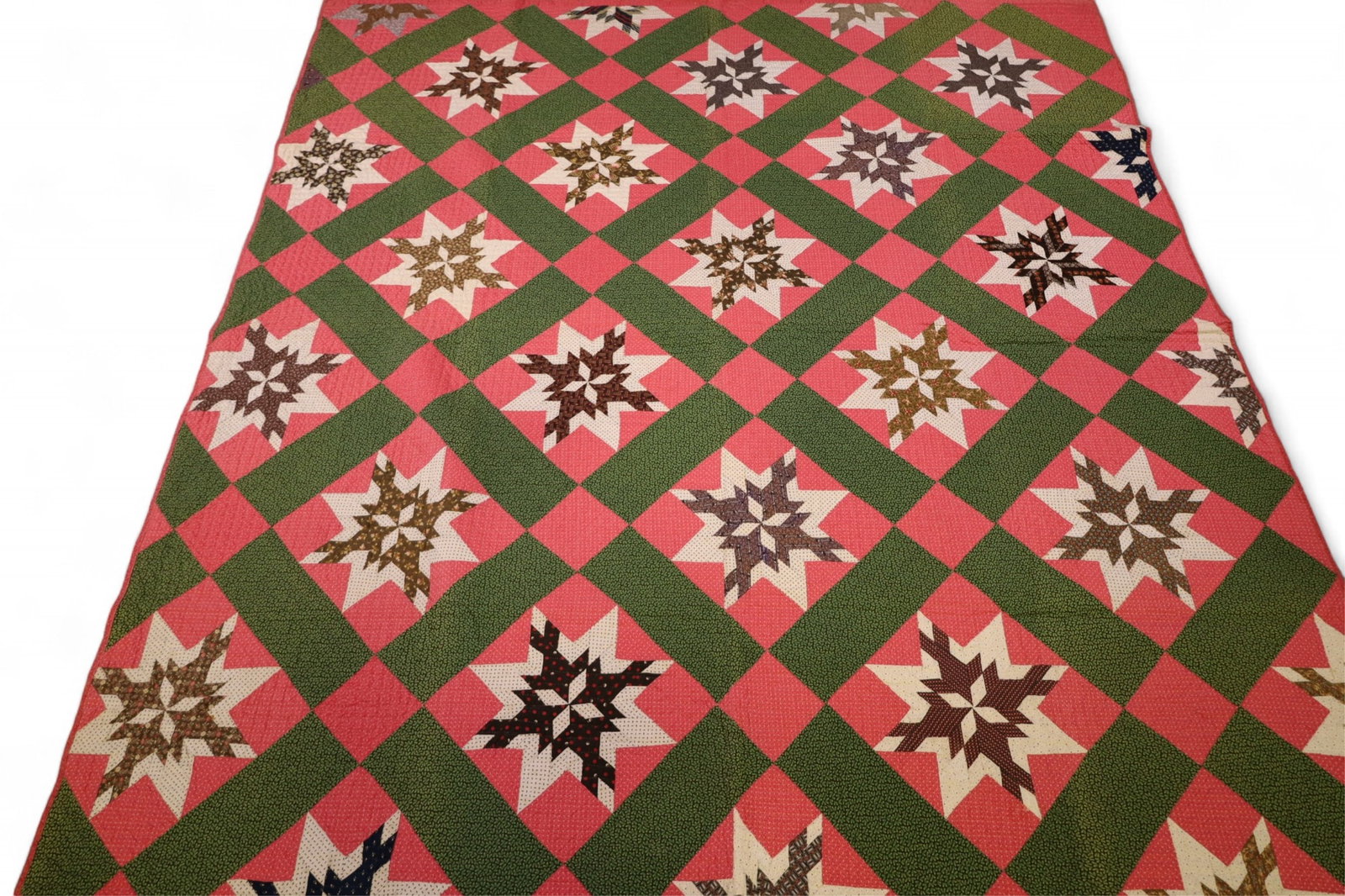 SNOWFLAKES QUILT (1 of 4)