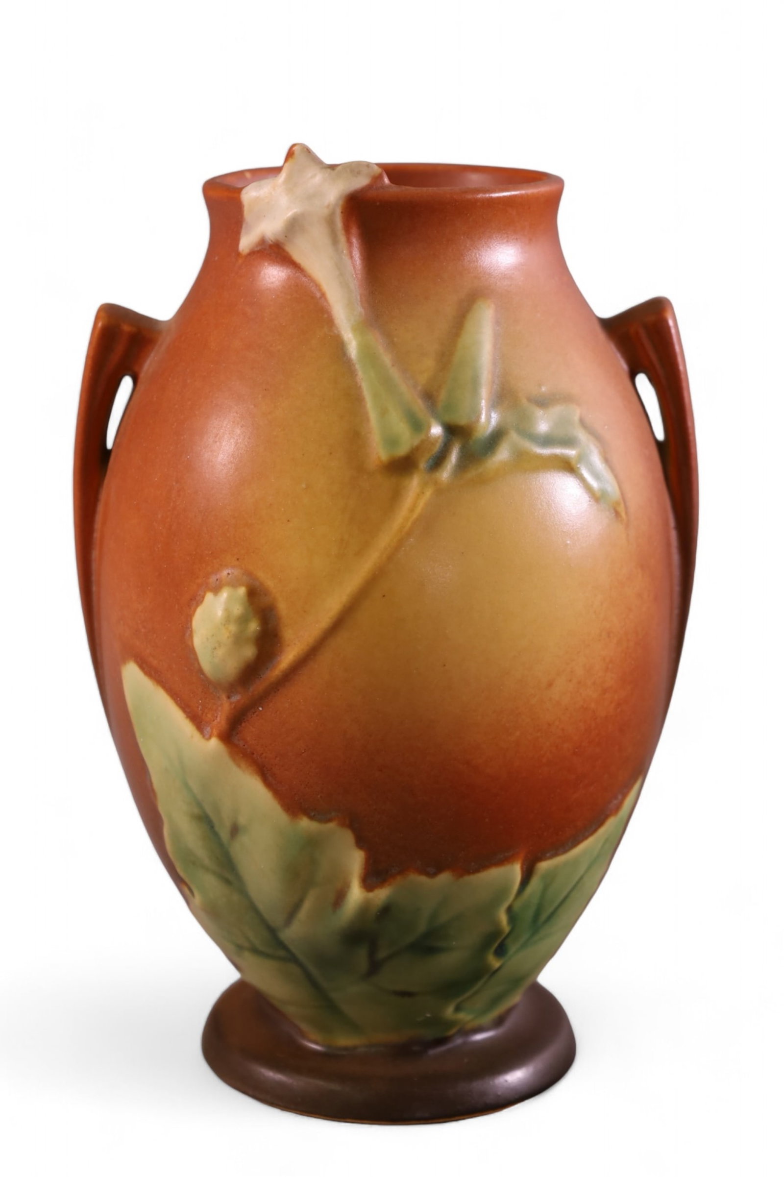 ROSEVILLE THORNAPPLE VASE (1 of 2)