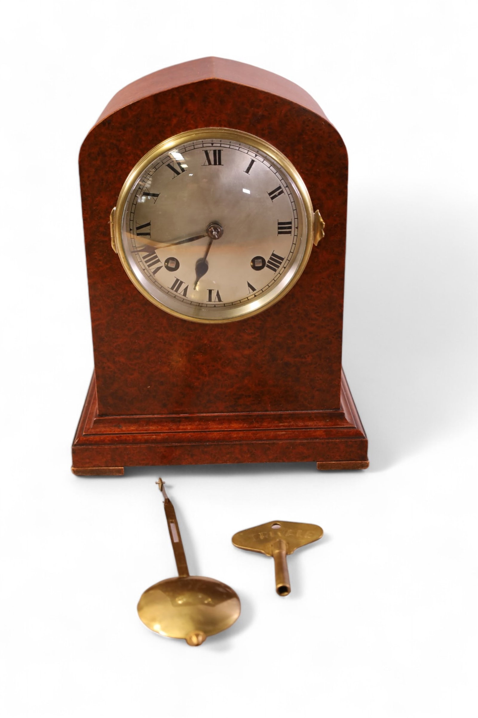 ENGLISH MANTLE CLOCK (1 of 4)