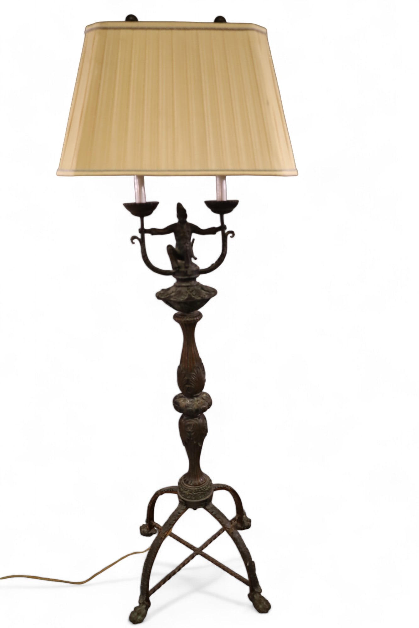 MAITLAND SMITH FLOOR LAMP (1 of 3)