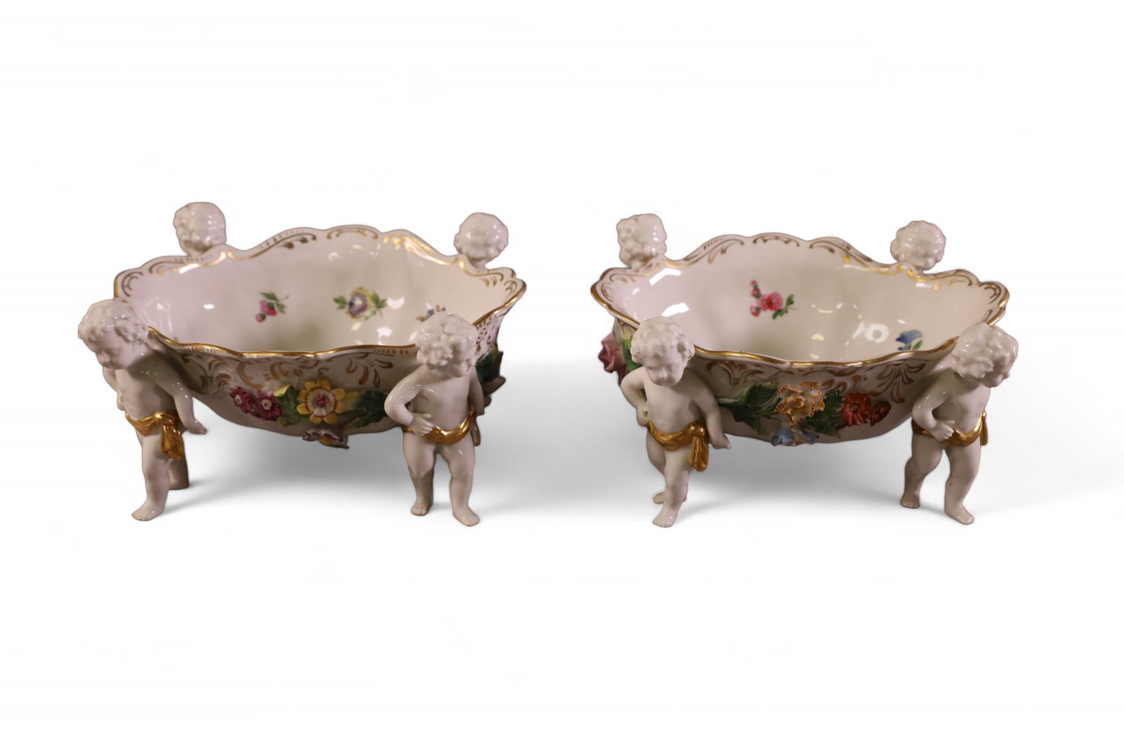 PAIR OF DRESDEN FOOTED BOWLS (1 of 4)