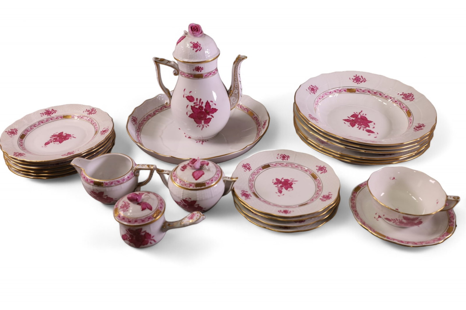 LARGE LOT OF HEREND PORCELAIN: 23 PIECES BOUQUET HEREND INCLUDING, PLATES, CUPS AND SAUCERS, TEA POT, AND MORE.