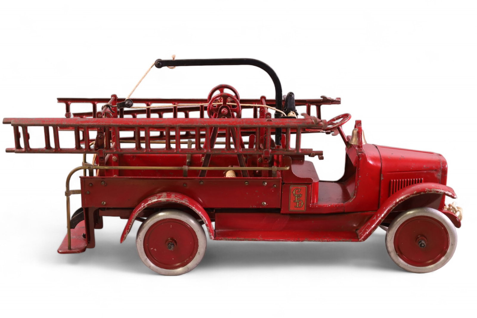 ANTIQUE BUDDY L TOY FIRE TRUCK (1 of 5)