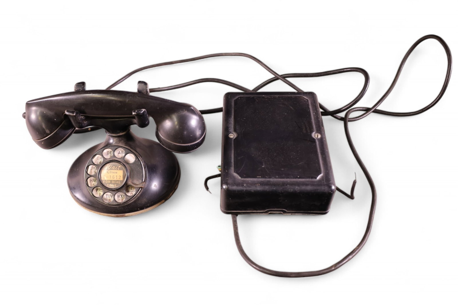 VINTAGE TELEPHONE (1 of 2)