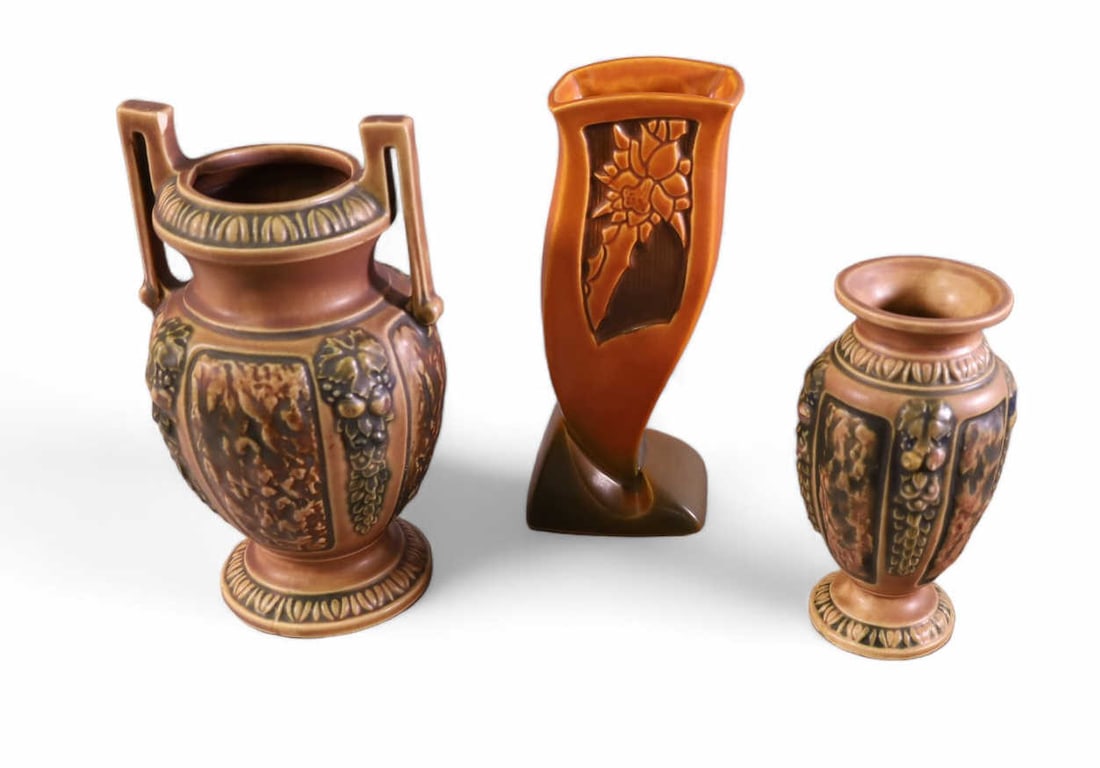 3 PCS. ROSEVILLE POTTERY (1 of 2)