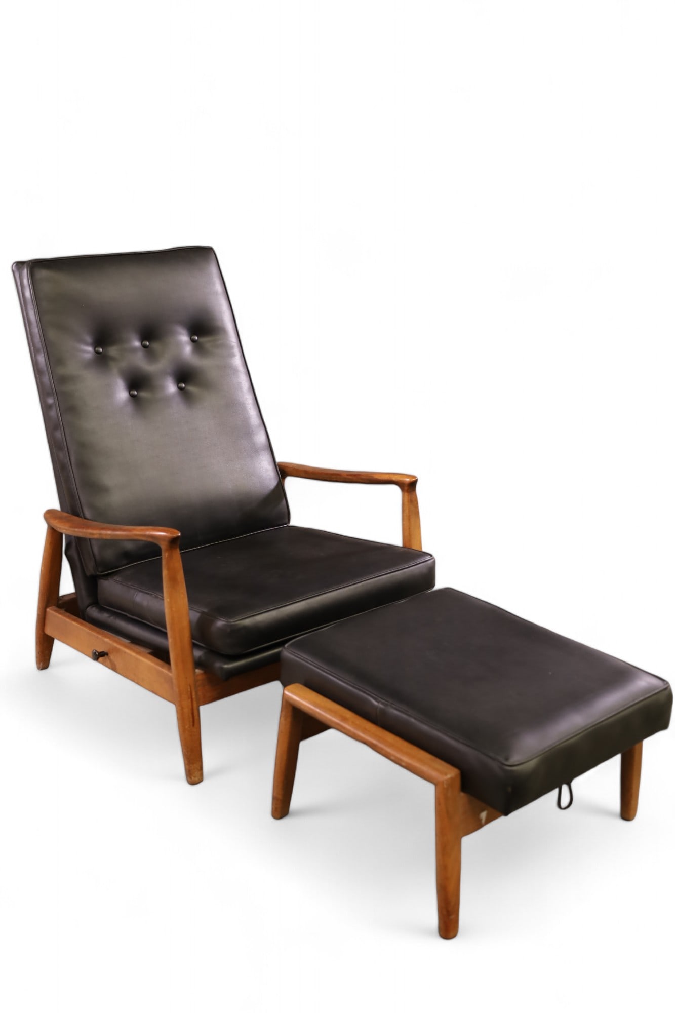 MILO BAUGHMAN RECLINER LOUNGE & OTTOMAN (1 of 5)