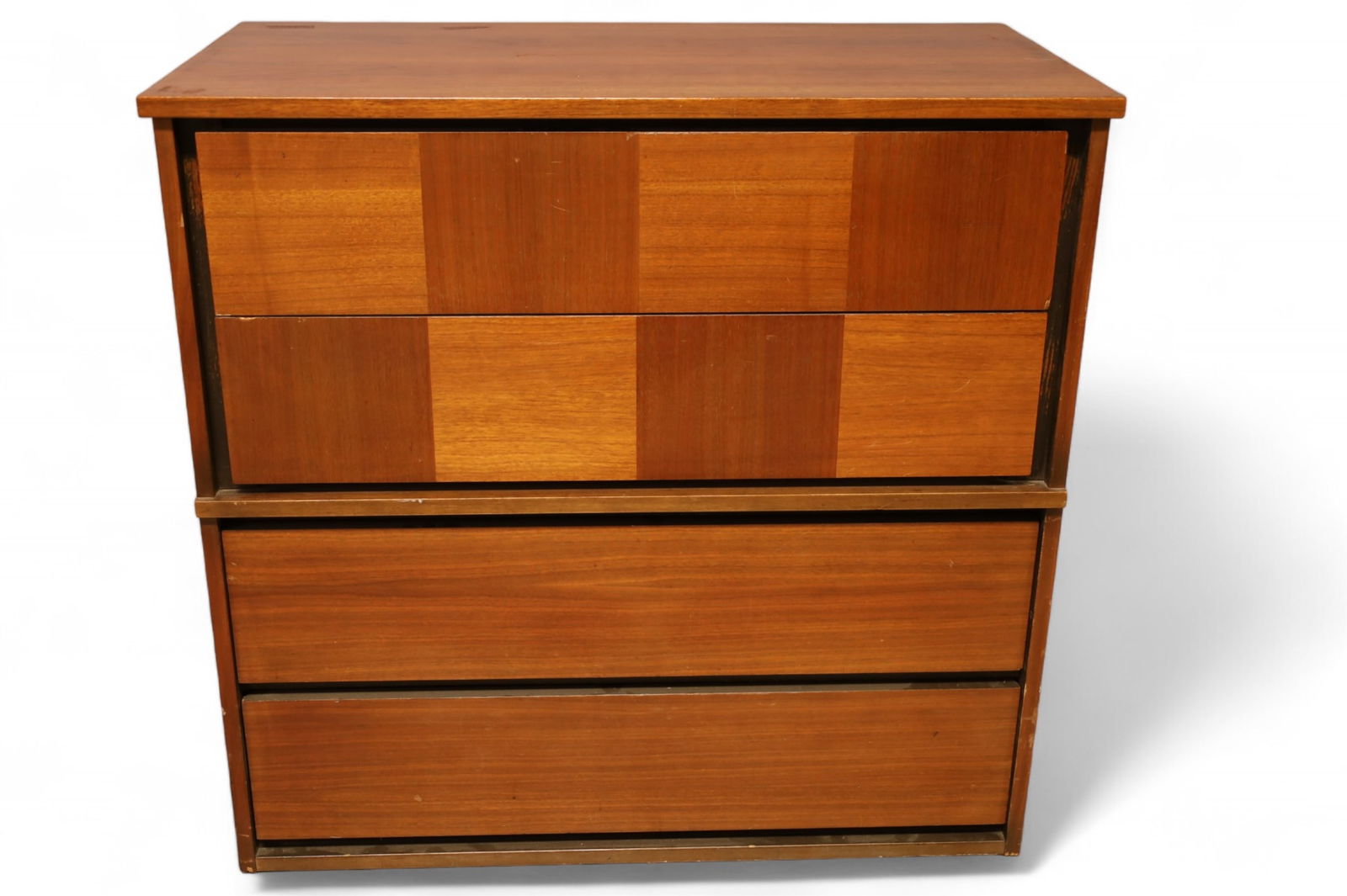MID CENTURY MODERN CHEST (1 of 2)