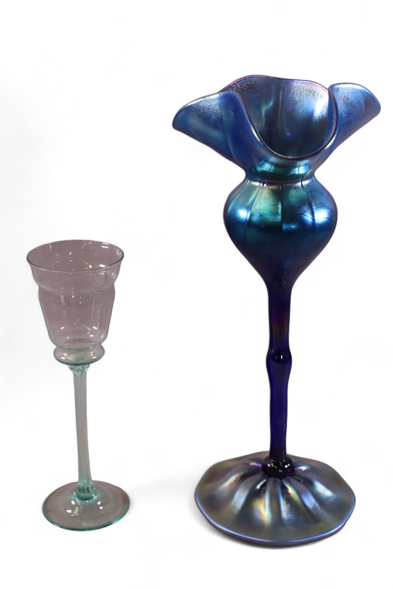 2 PIECES OF TIFFANY GLASS (1 of 5)