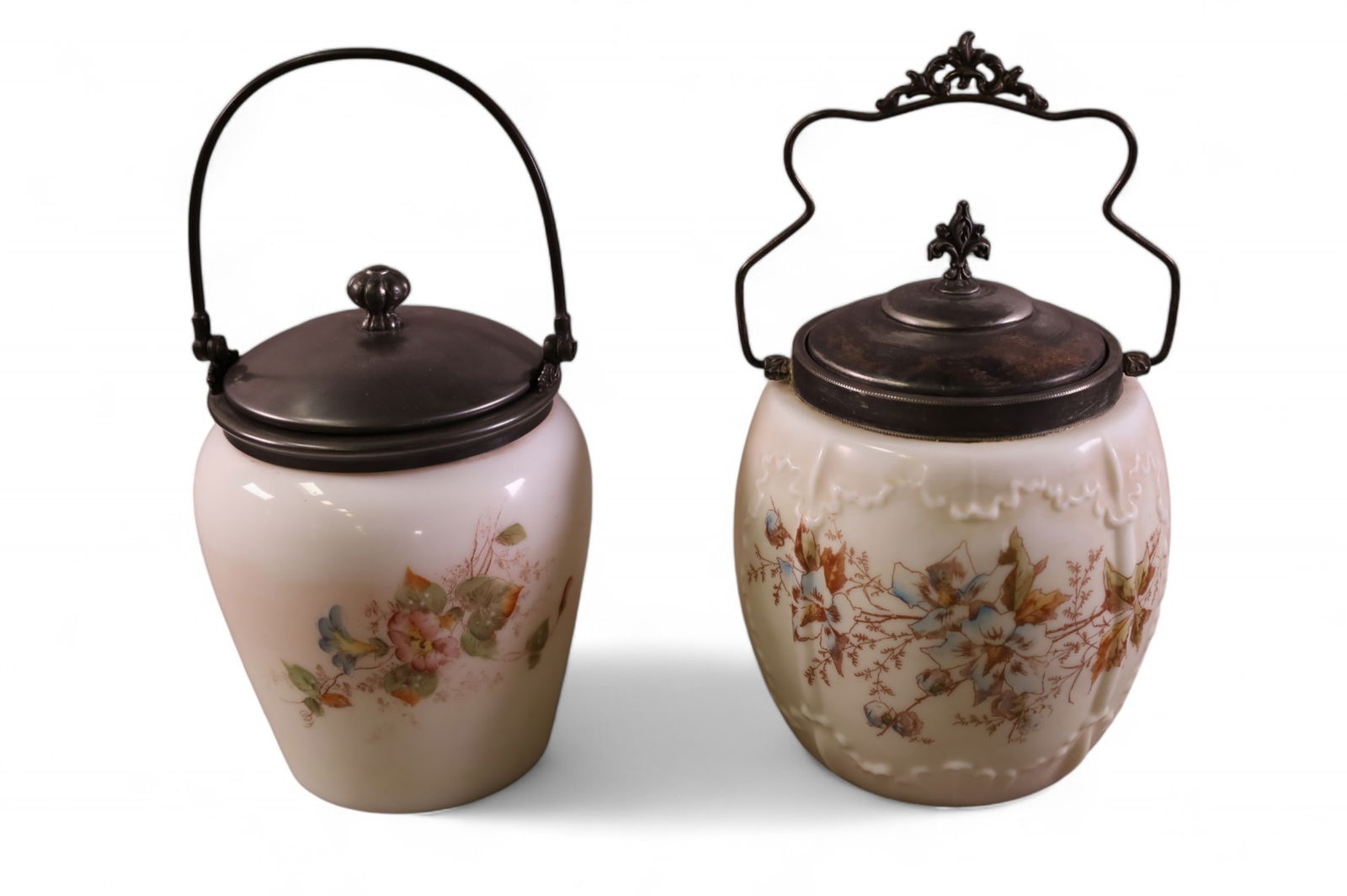 2 VICTORIAN BISCUIT JARS (1 of 4)