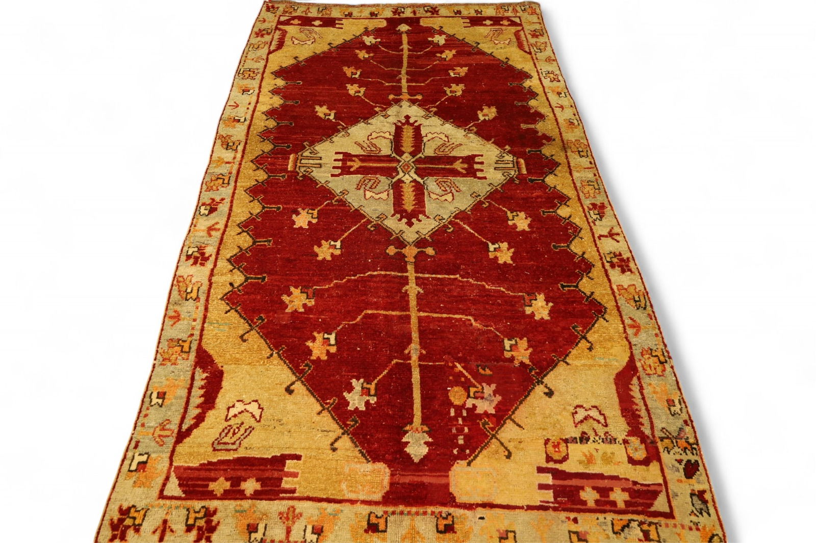 APPROX 8' 2" x 4' 7" HANDMADE WOOL RUG (1 of 4)