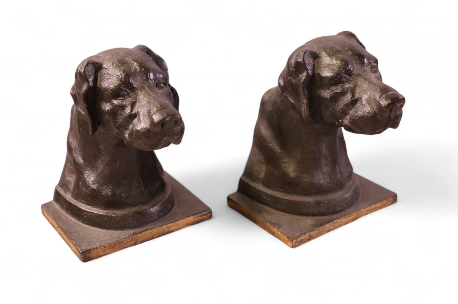 PAIR OF CAST IRON DOG BOOKENDS (1 of 3)