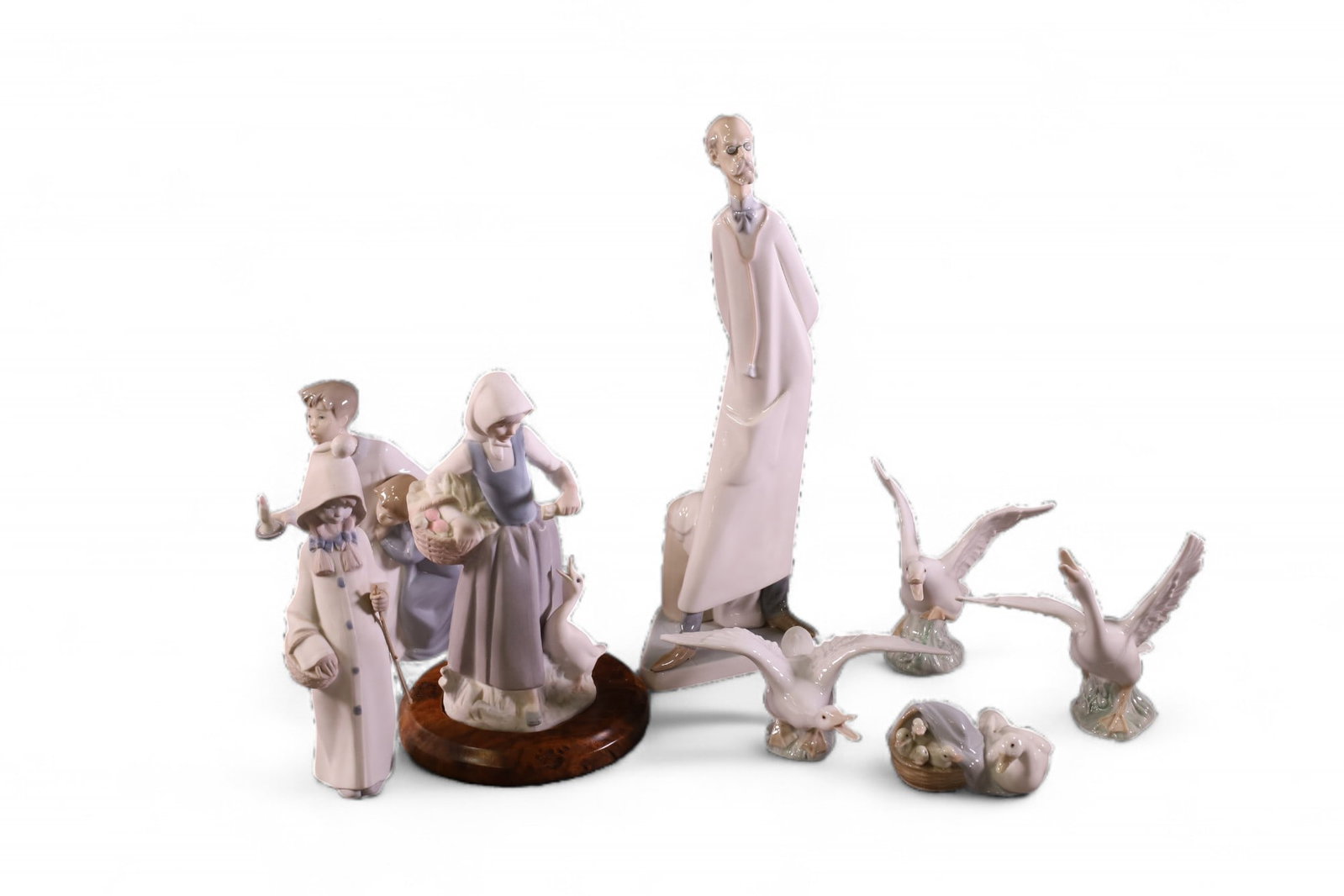 8 FIGURES: MEDICO DOCTOR, GIRL WITH BASKET, BED TIME, SHEEP HERDRESS. & GEESE FIGURES. 2 ARE NOT LLADRO. 8" - 15" H.