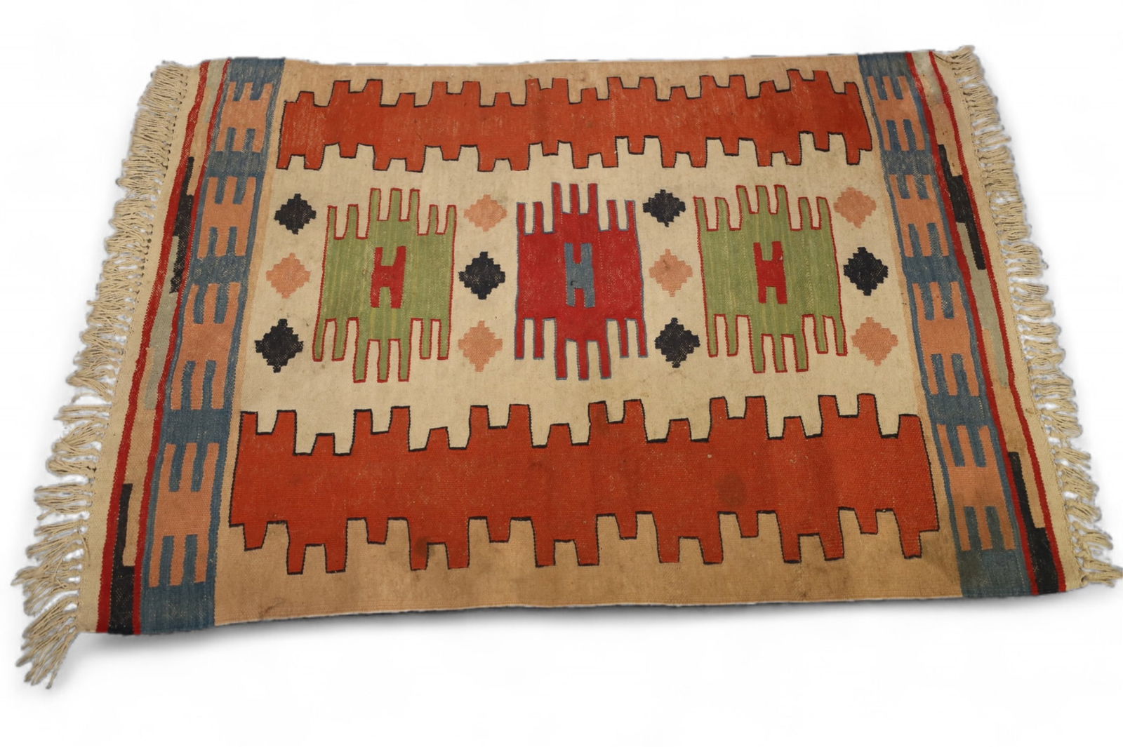 APPROX 4' x 2' 11" HANDMADE WOOL RUG (1 of 3)