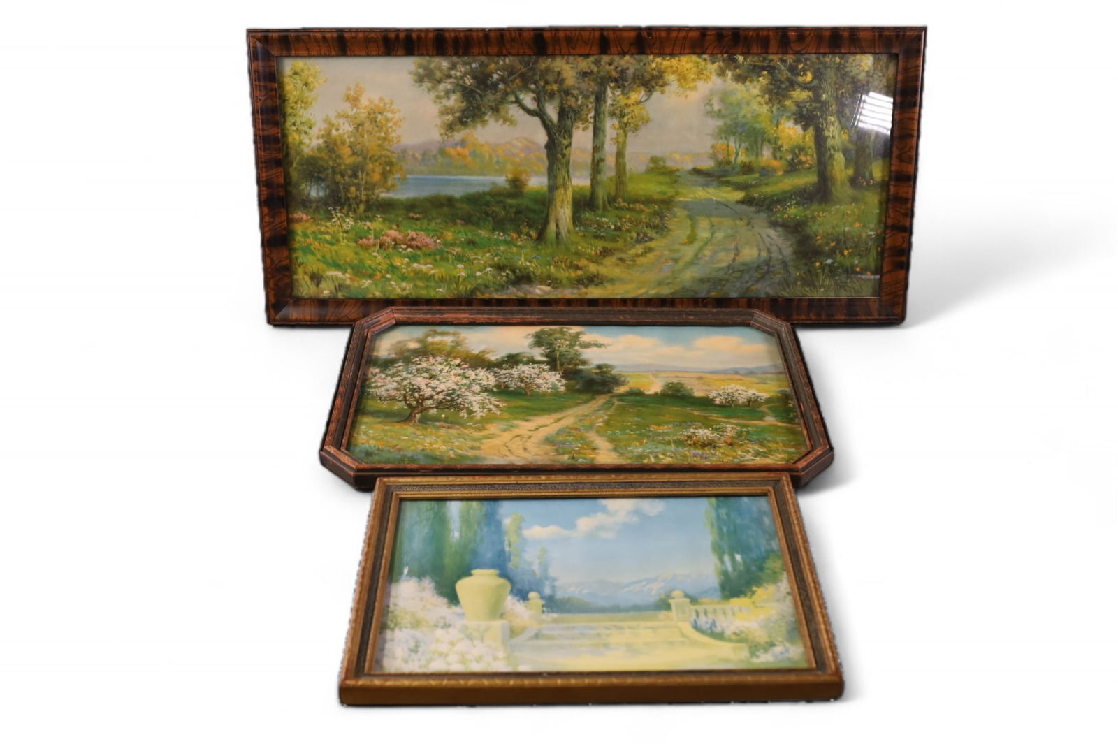 3 FRAMED PRINTS (1 of 4)