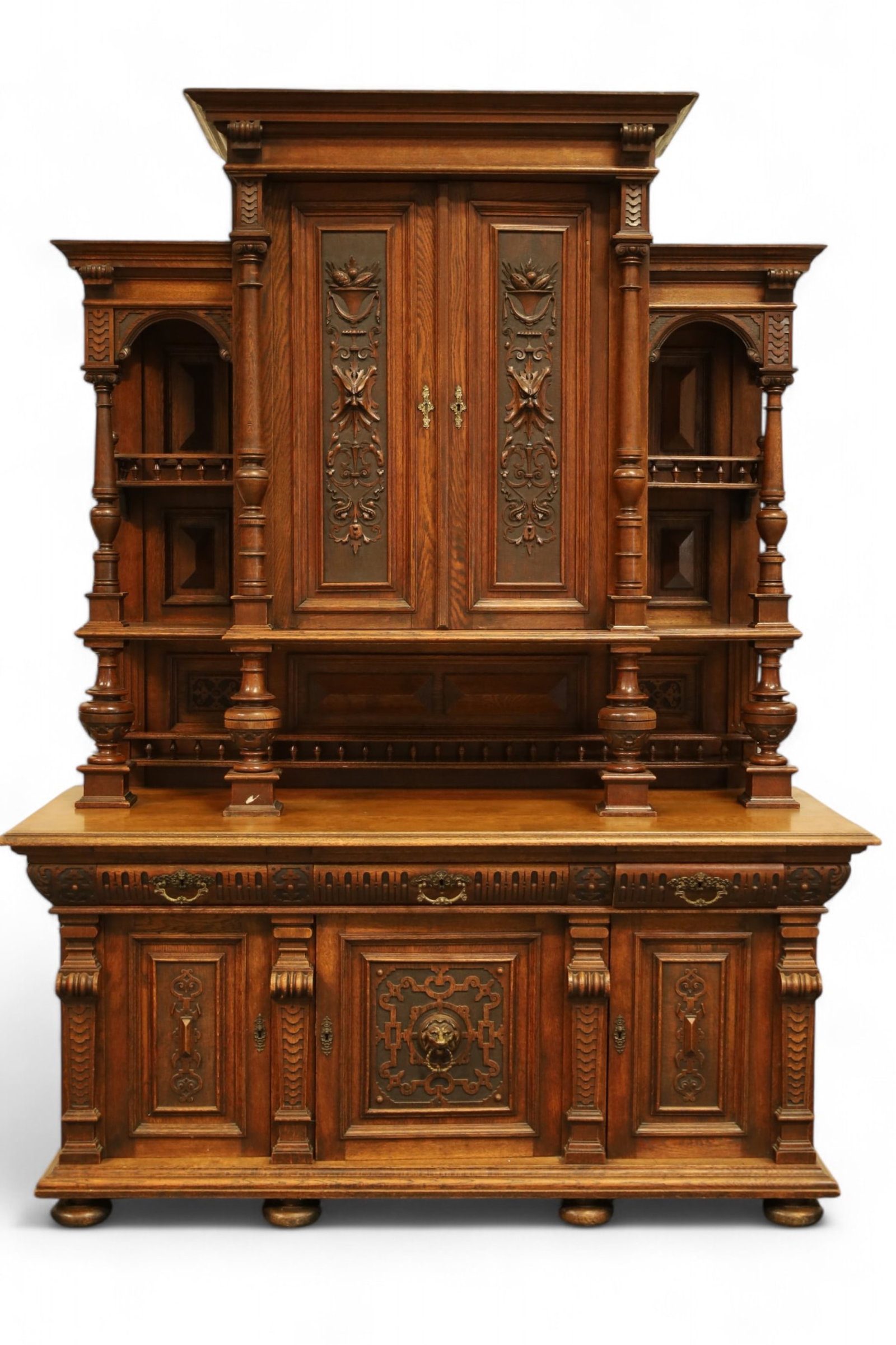 LARGE VICTORIAN SIDEBOARD (1 of 7)