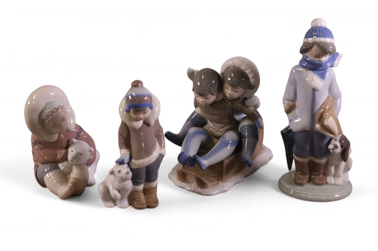 4 LLADRO FIGURES (1 of 3)