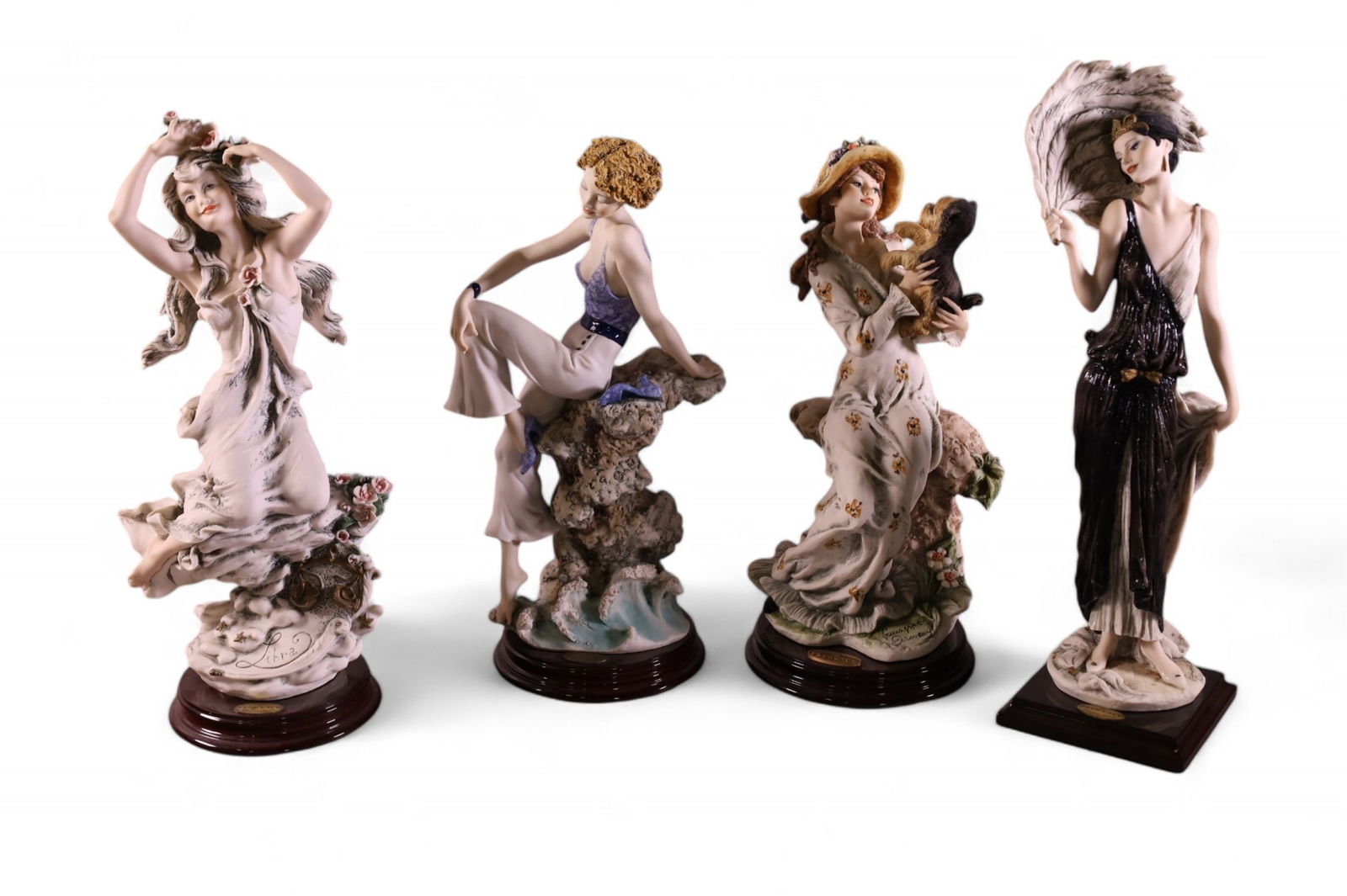 4 FLORENCE ARMANI FIGURES (1 of 3)