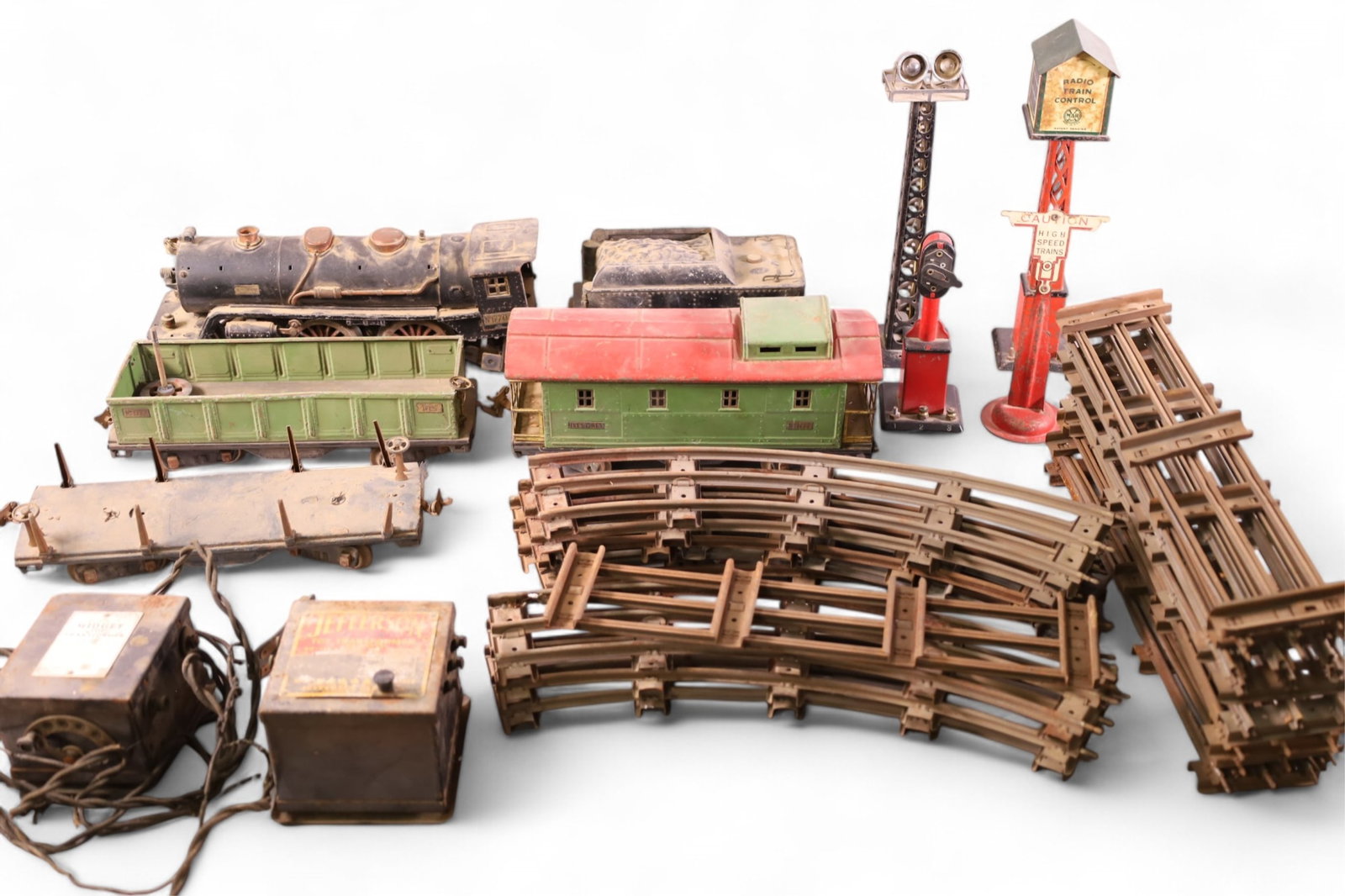 VINTAGE TRAIN SET (1 of 4)
