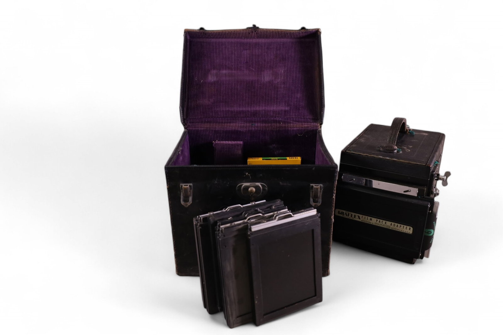 GRAFLEX CAMERA (1 of 2)