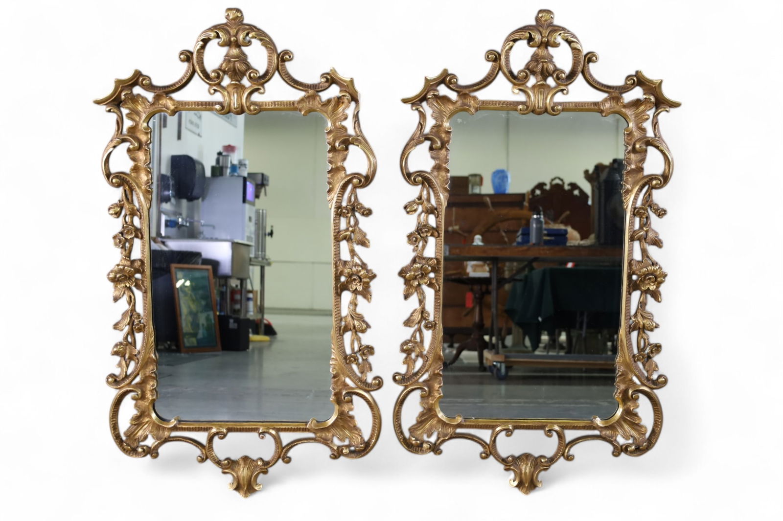 PAIR OF GILT WALL MIRRORS (1 of 4)