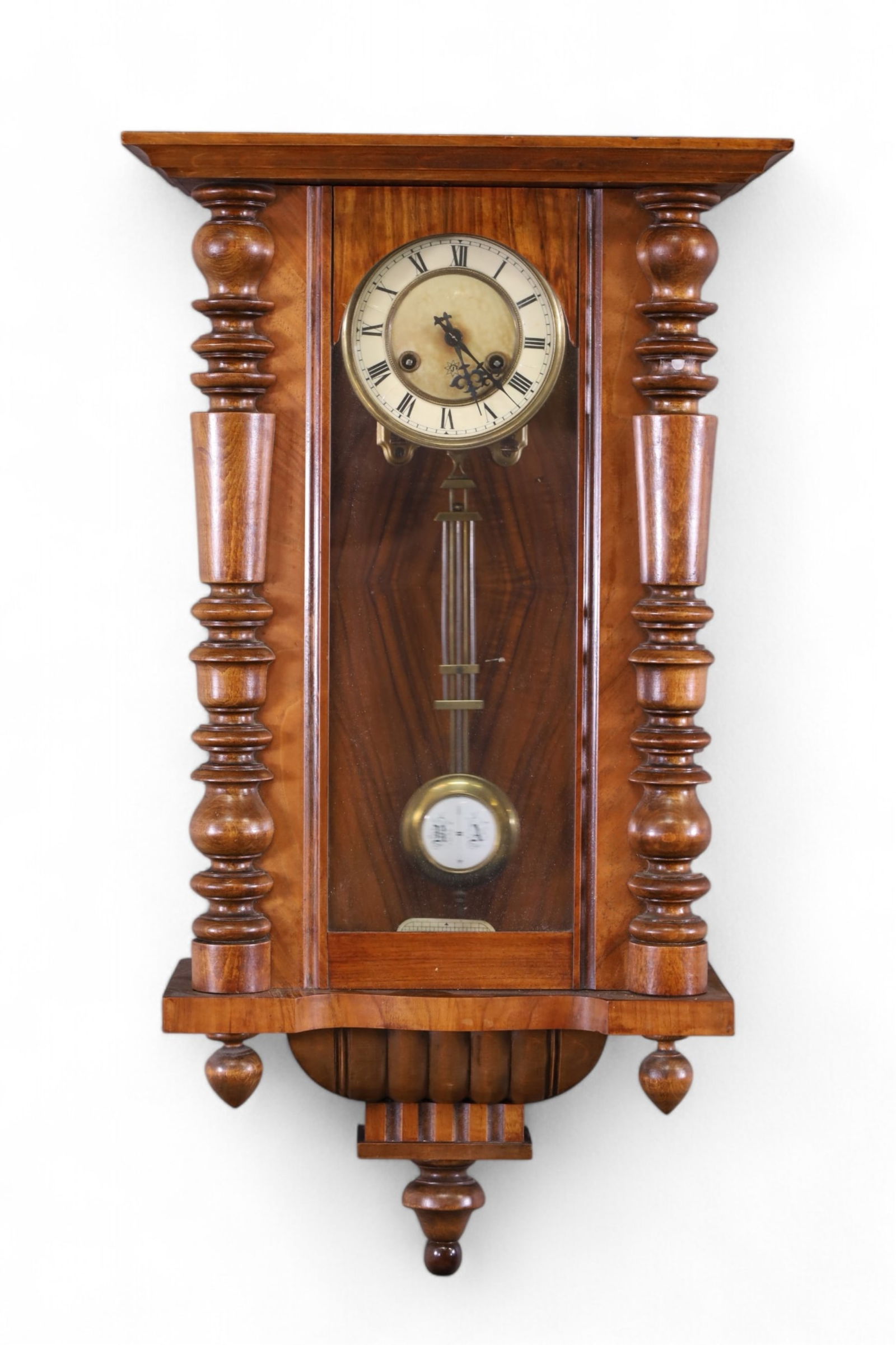 JUNGHANS WALL CLOCK (1 of 2)