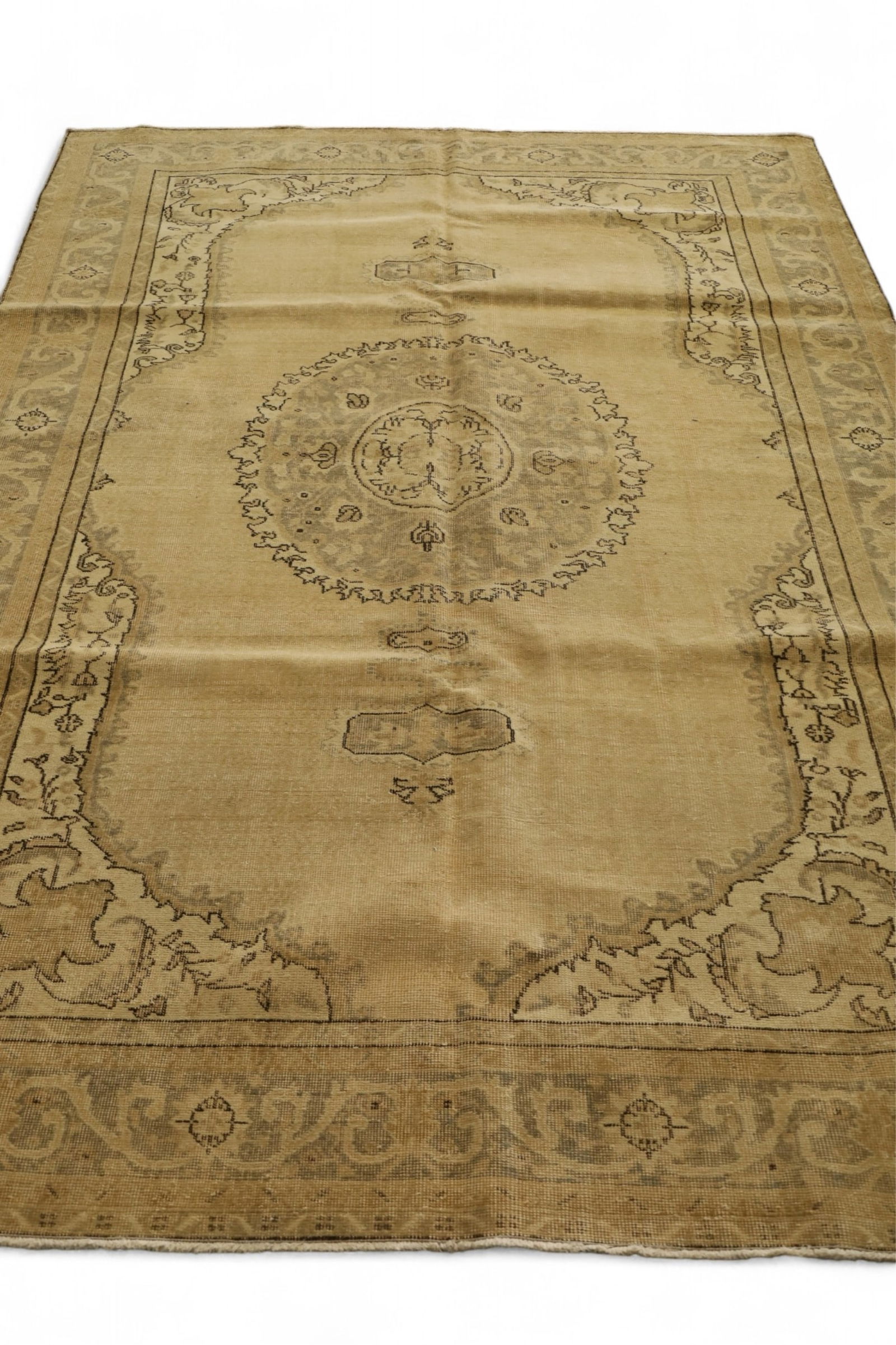 APPROX 10' 4" x 7' HANDMADE WOOL RUG (1 of 4)