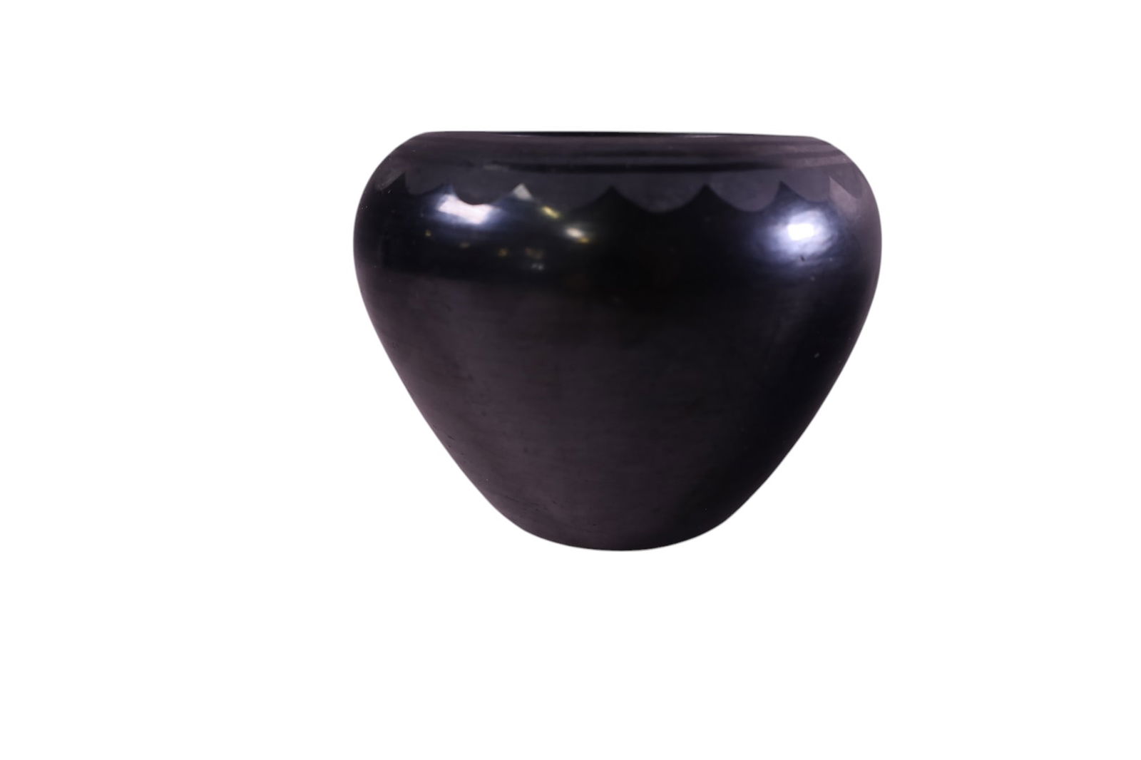 NATIVE AMERICA BLACKWARE POT: SIGNED ANNA, BLACKWARE POT. 5 1/2" DIAM x 4" H.