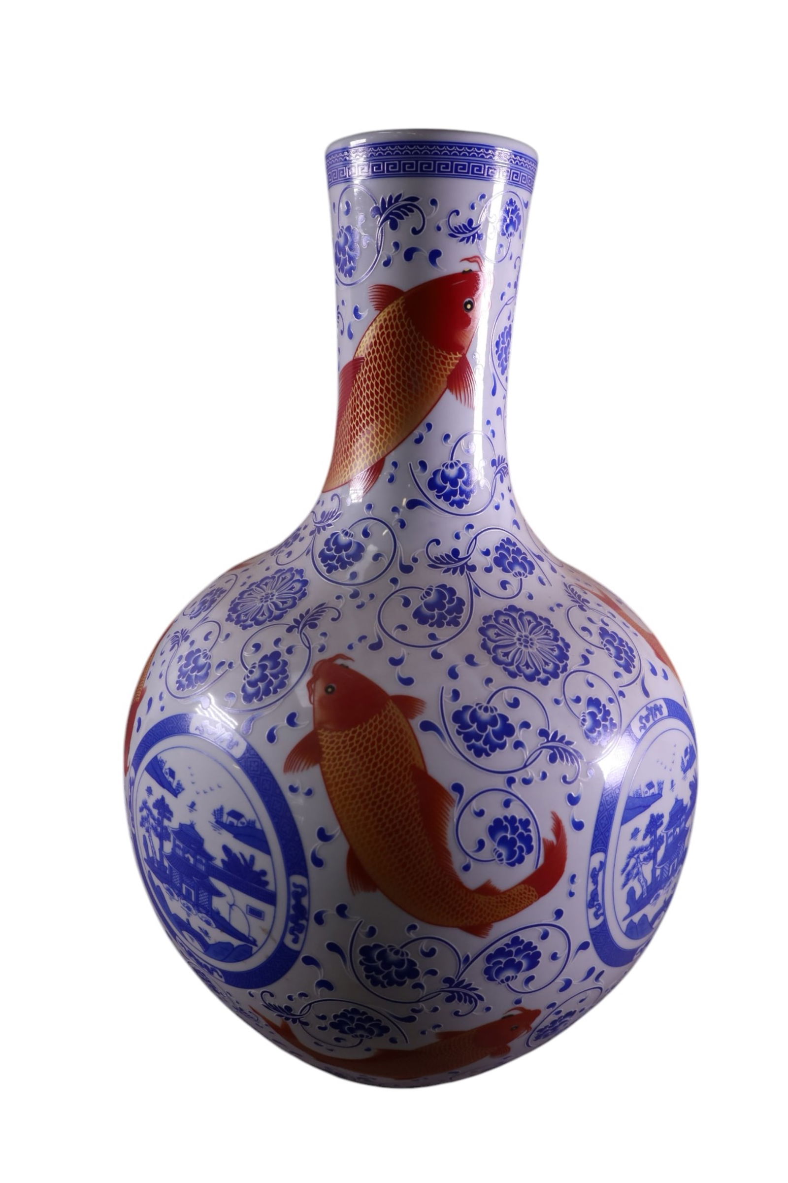 LARGE CHINESE PORCELAIN KOI DECORATED VASE (1 of 2)