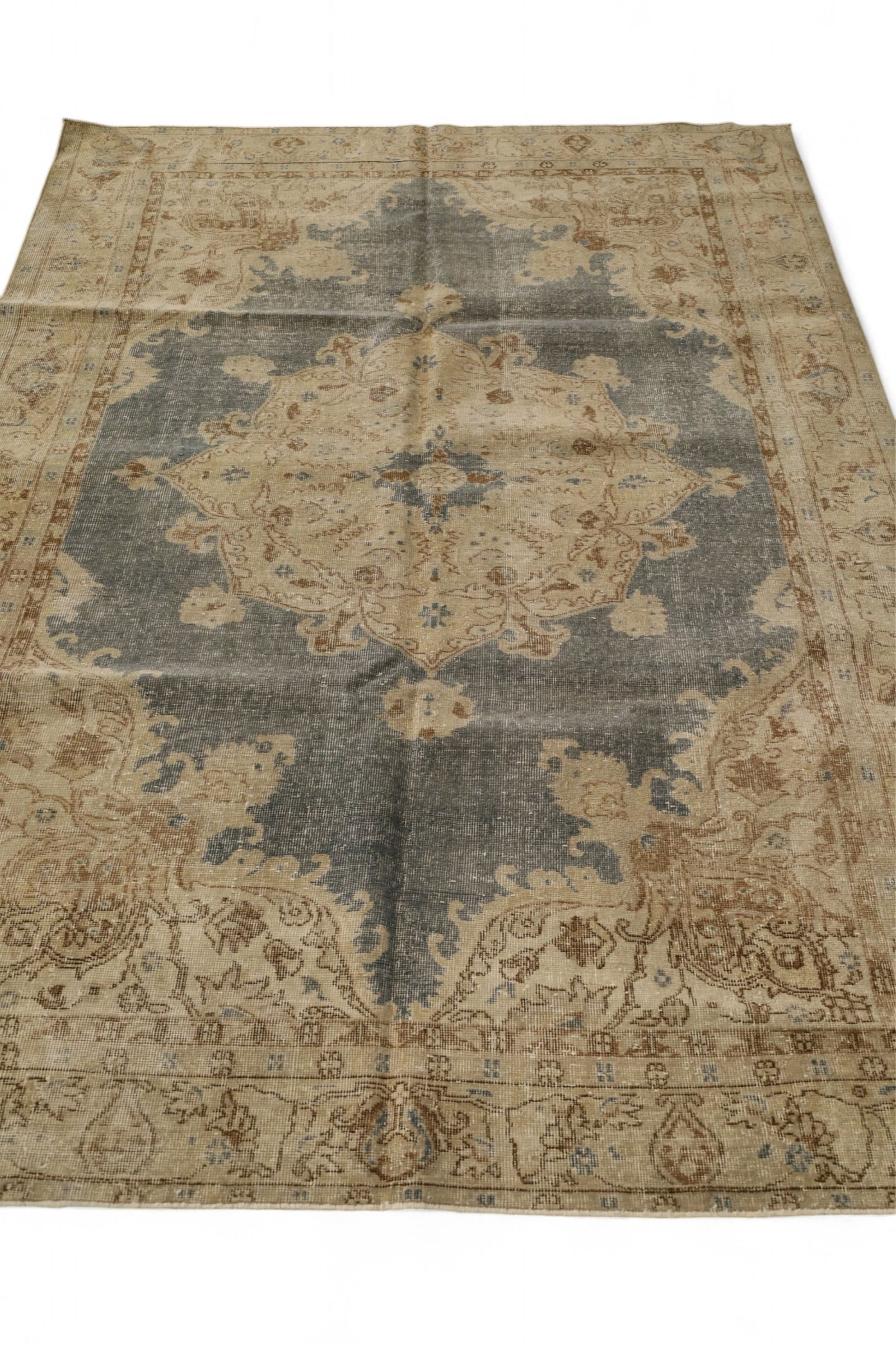 APPROX 9' 11" x 6' 8" HANDMADE WOOL RUG (1 of 3)