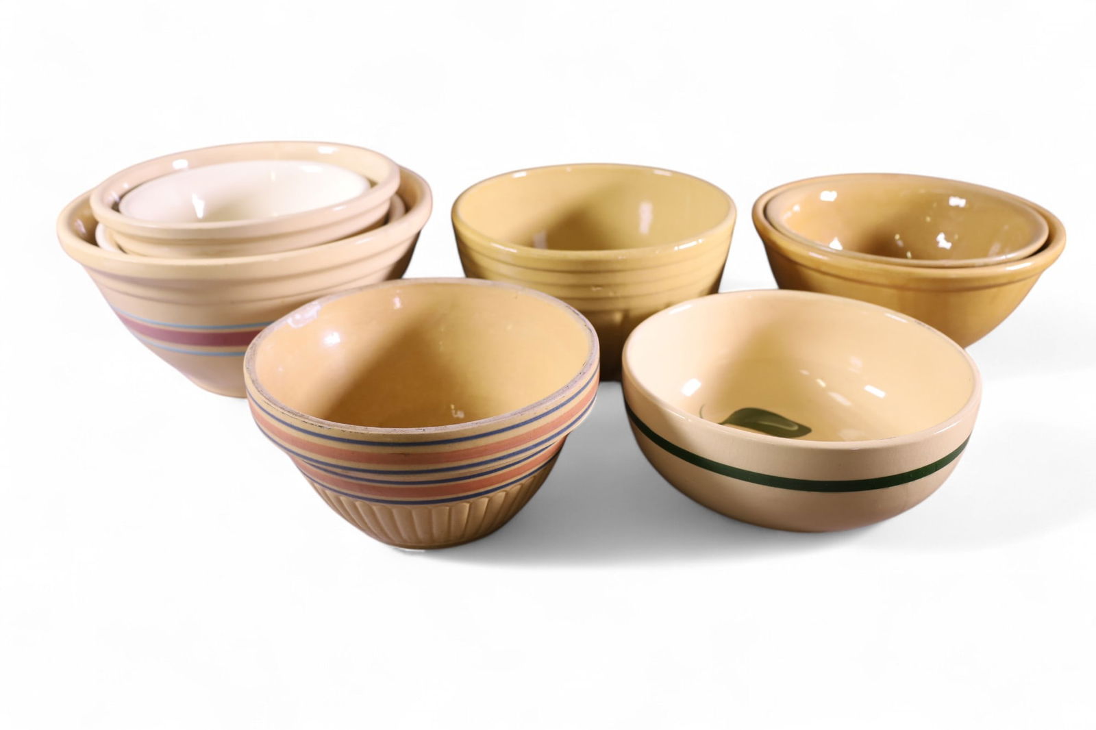 LOT OF KITCHEN BOWLS (1 of 3)