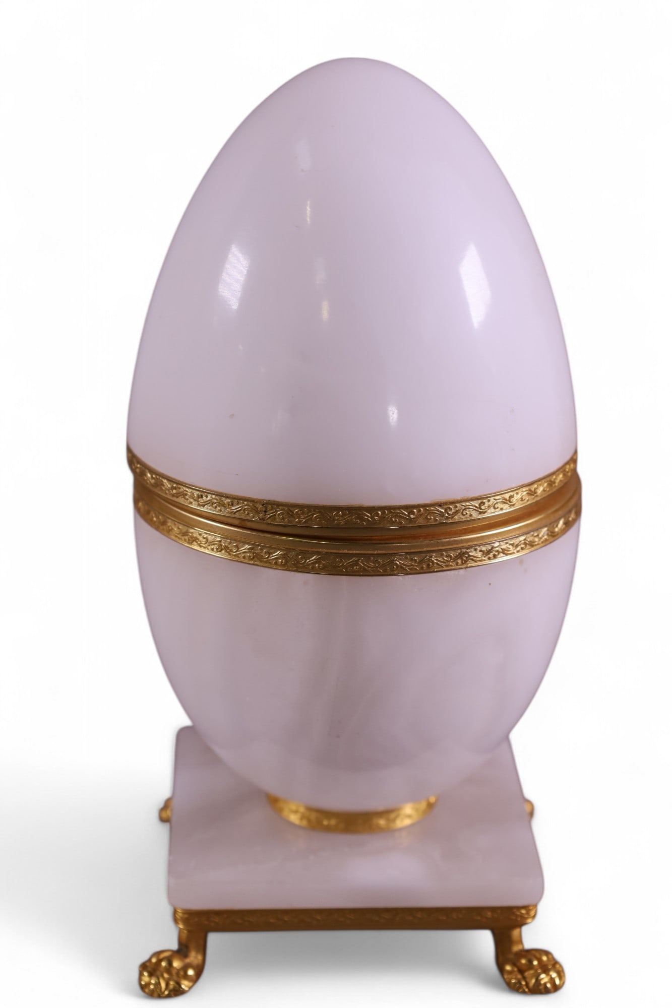 ITALIAN ALABASTER FOOTED EGG (1 of 2)