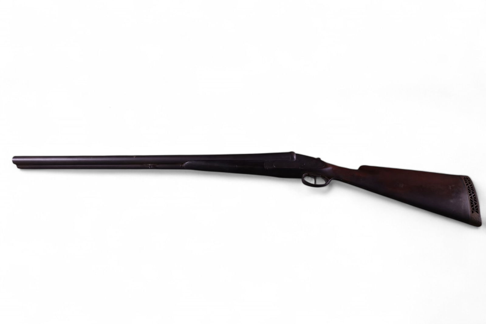 ANTIQUE SHOTGUN (1 of 5)