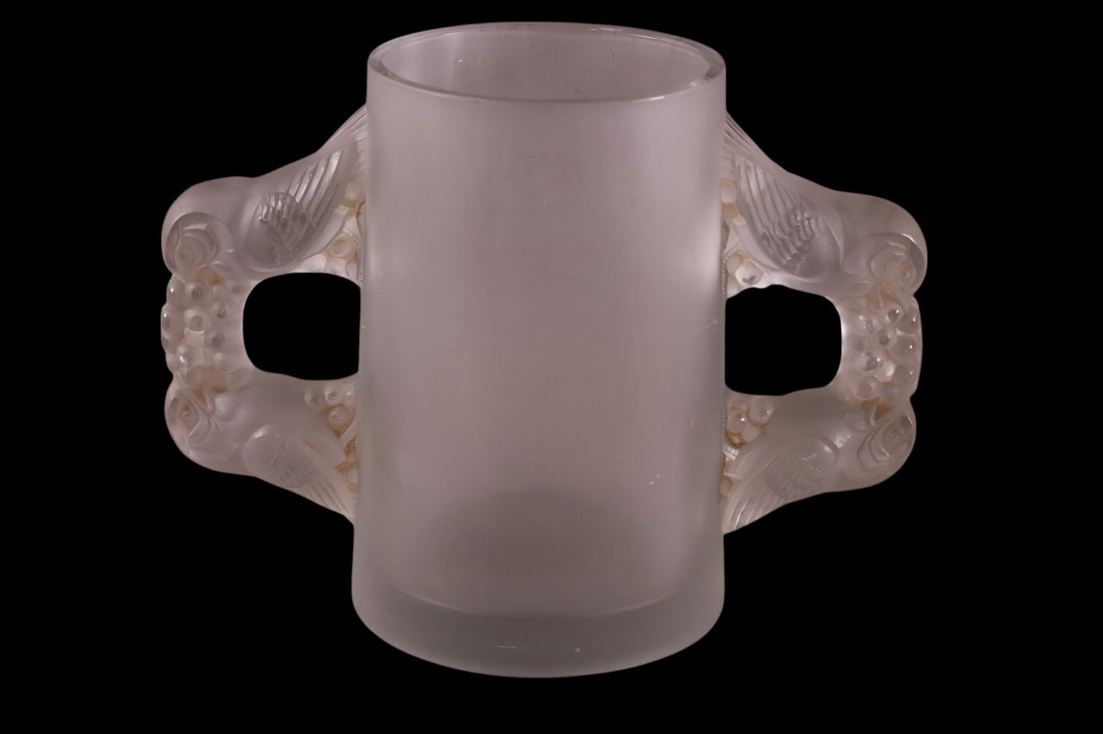 R. LALIQUE SYLVIA VASE (1 of 3)