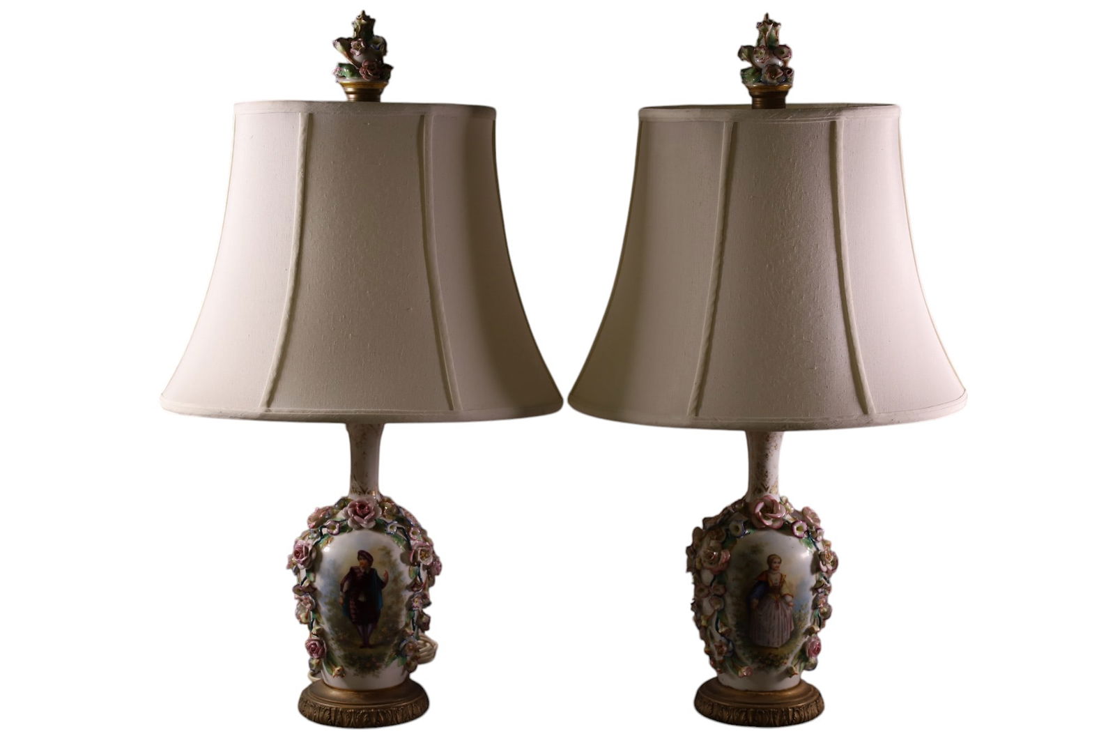 PAIR  OF FRENCH PORCELAIN TABLE LAMPS (1 of 4)