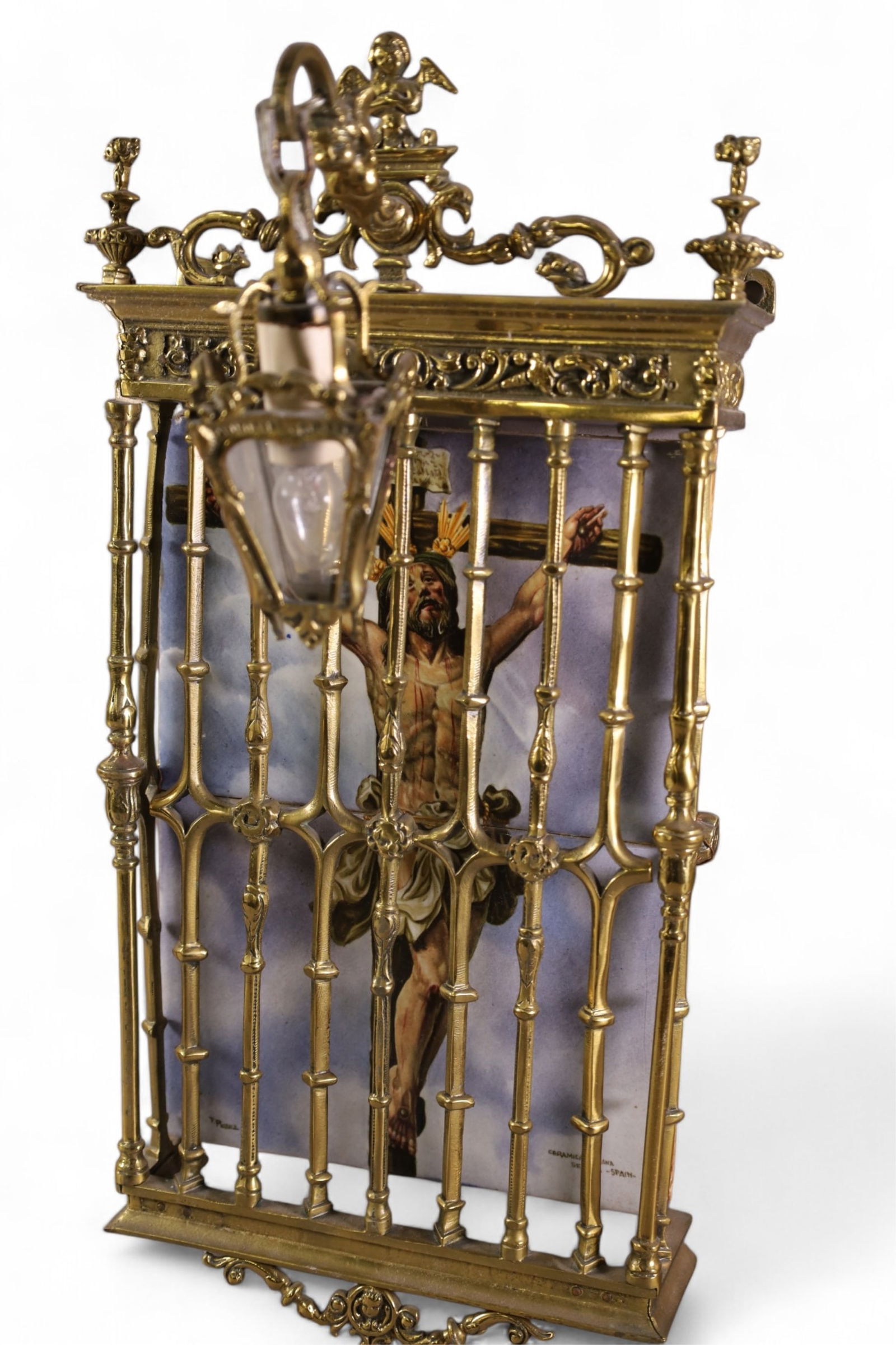 FRAMED RELIGIOUS PORCELAIN PLAQUE (1 of 3)