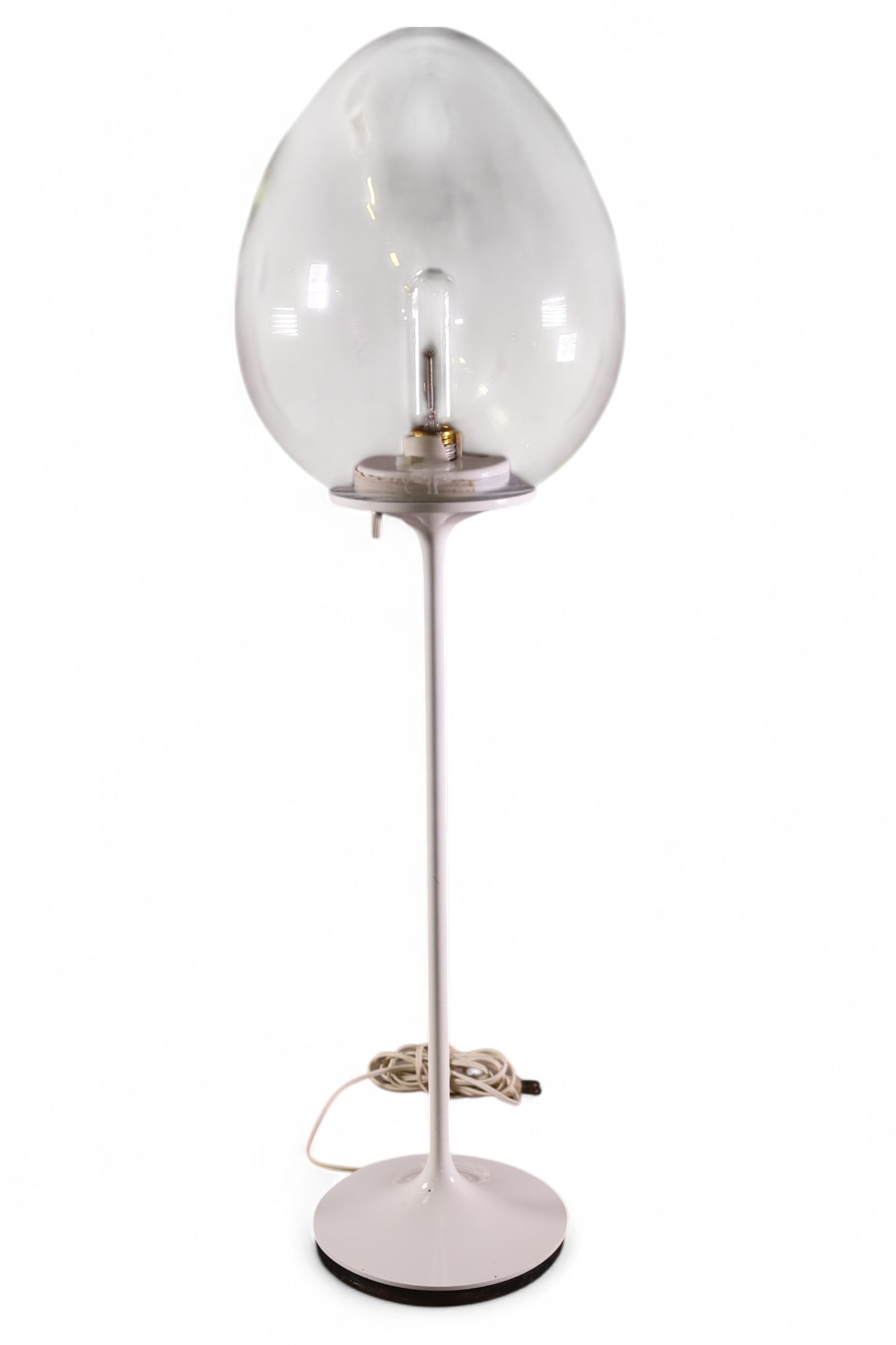 STEMLITE EGG TABLE LAMP (1 of 5)