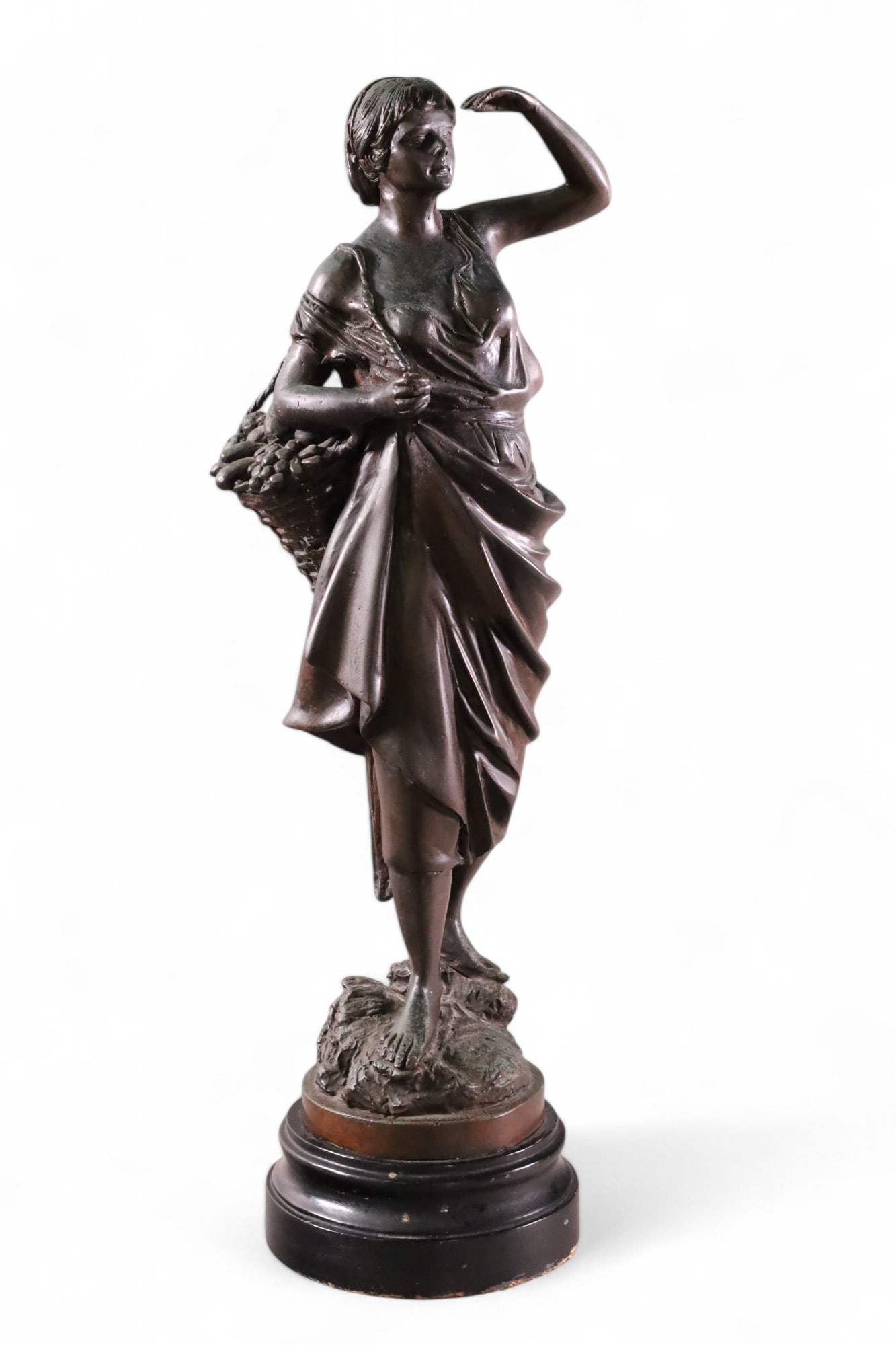 BRONZE LADY STATUE (1 of 2)