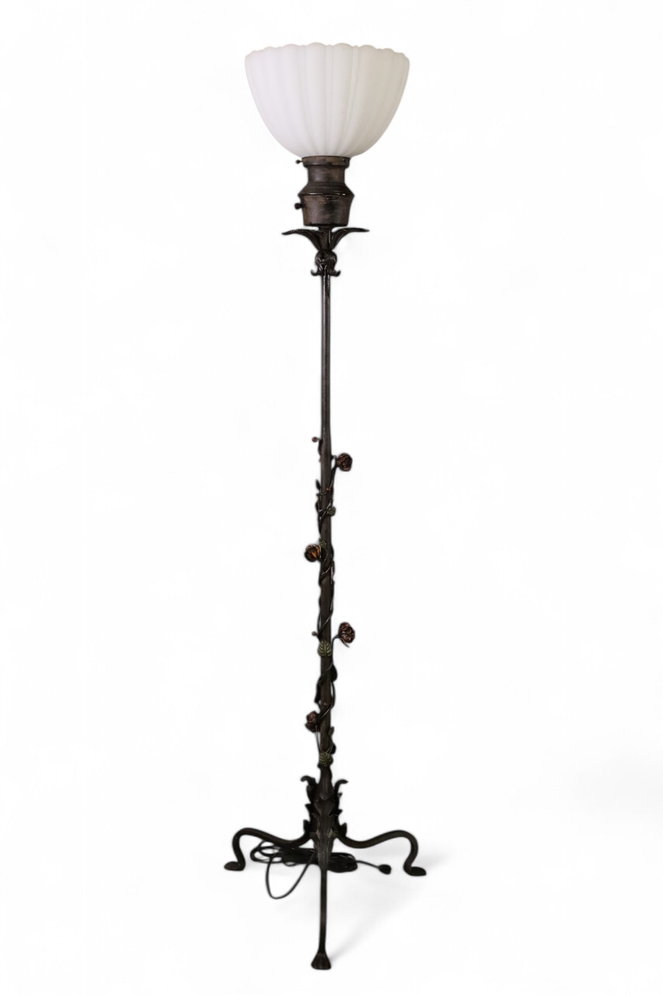 ANTIQUE SPANISH STYLE IRON FLOOR LAMP (1 of 4)